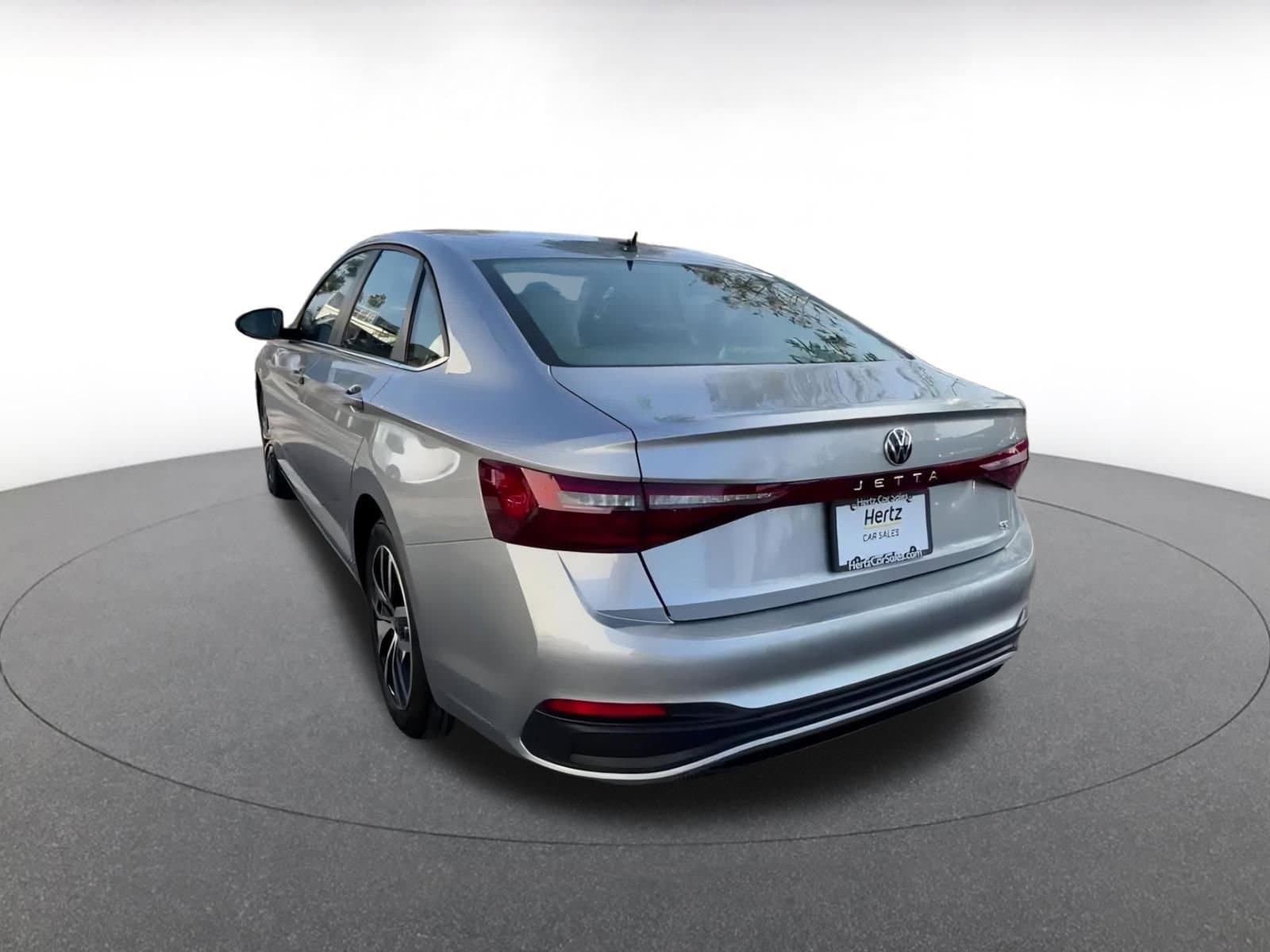 Thumbnail: 2025 Volkswagen Jetta - 11