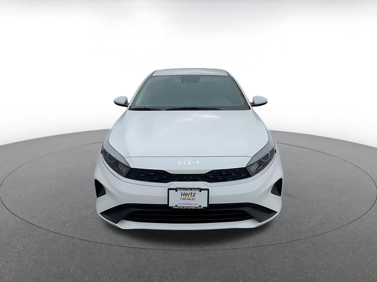 Thumbnail: 2024 Kia Forte - 4