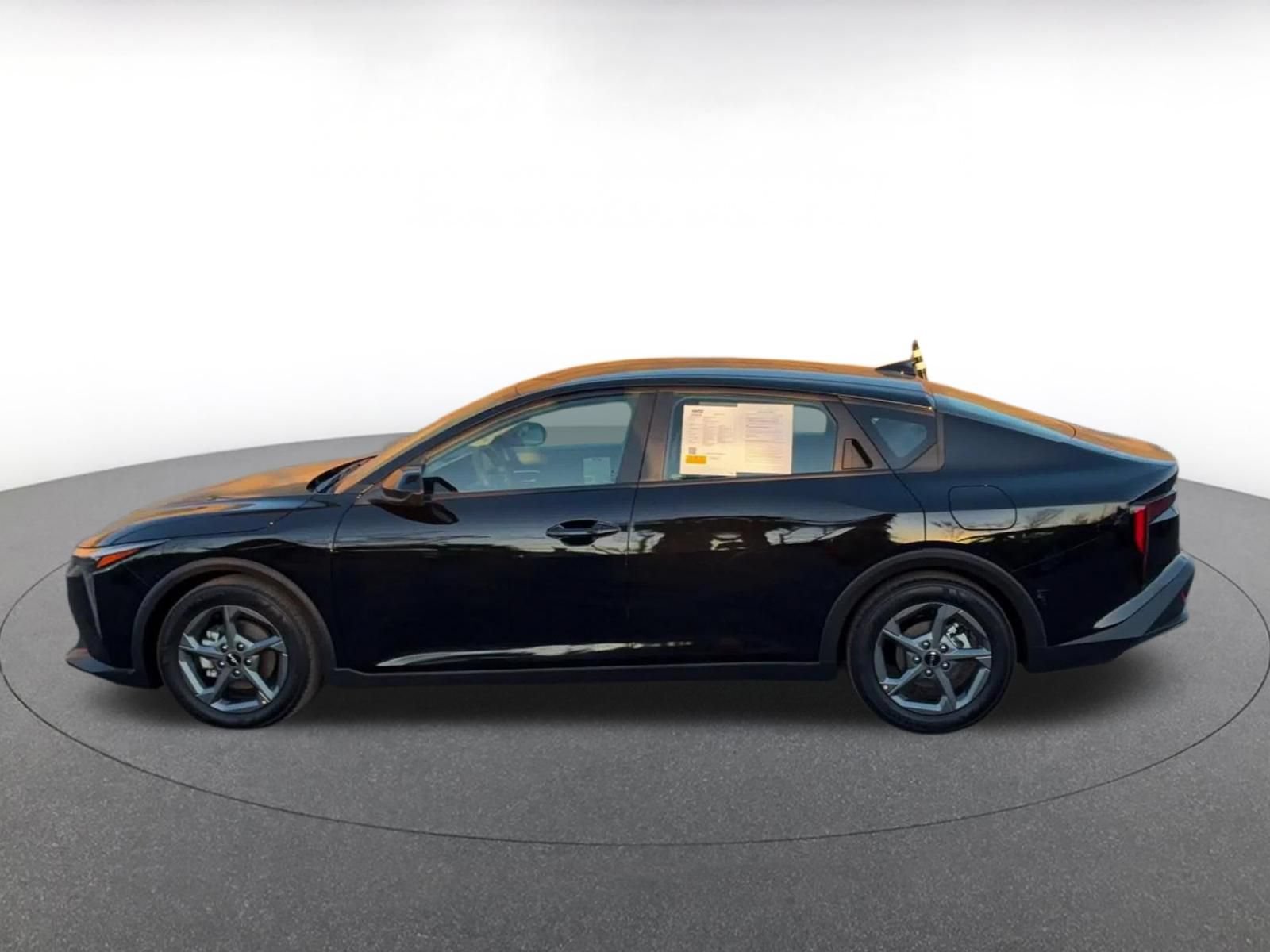 Thumbnail: 2025 Kia K4 - 9