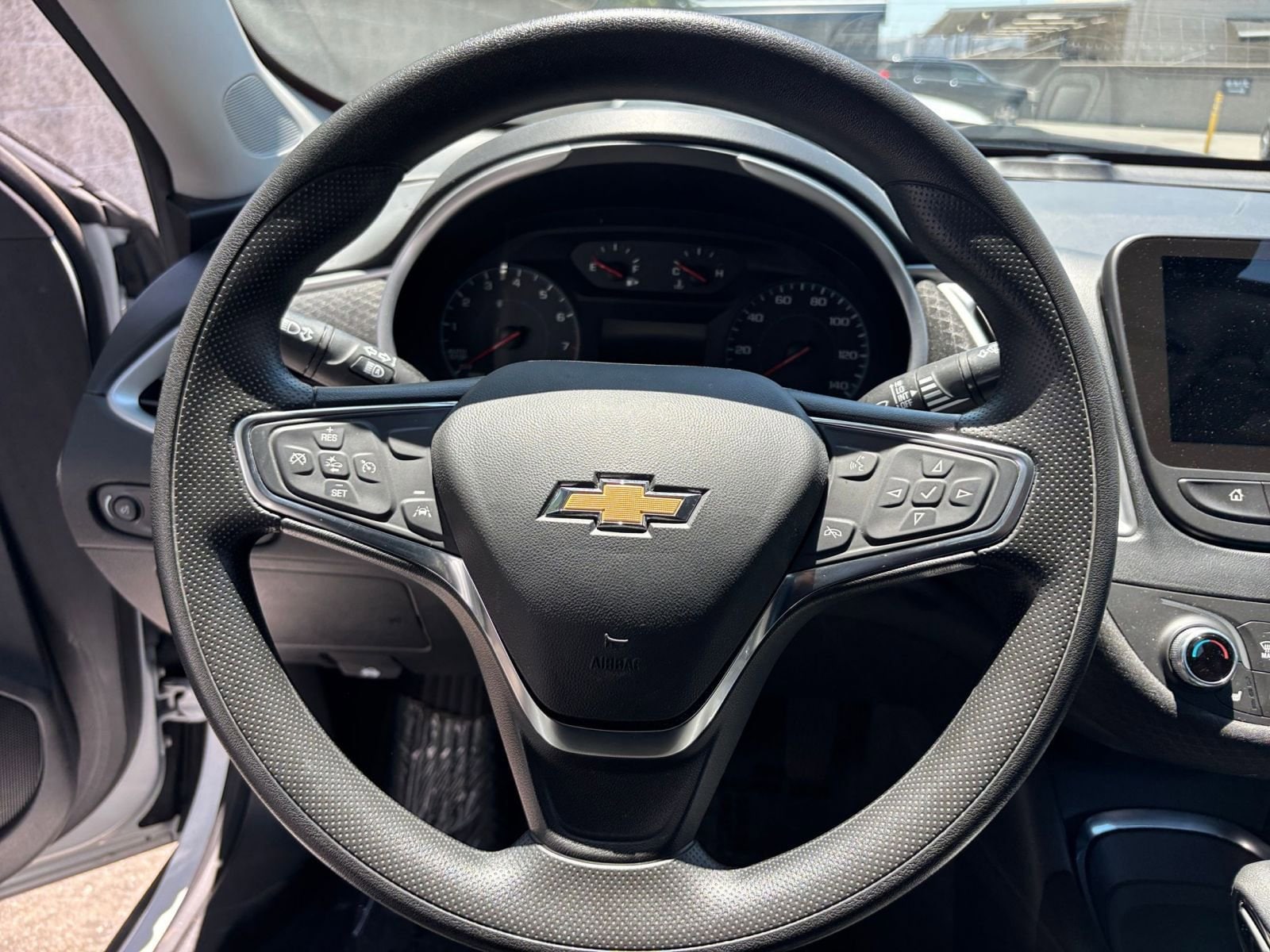 Thumbnail: 2024 Chevrolet Malibu - 28