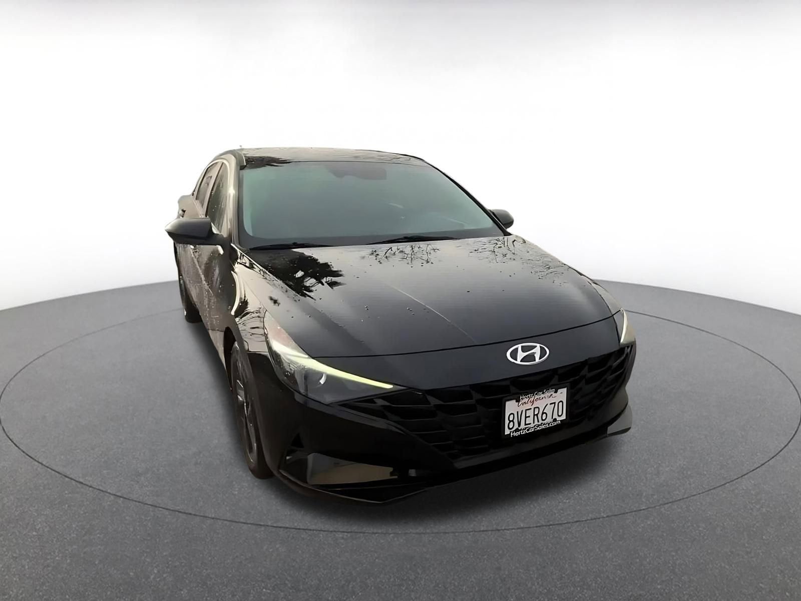 Thumbnail: 2021 Hyundai Elantra - 3