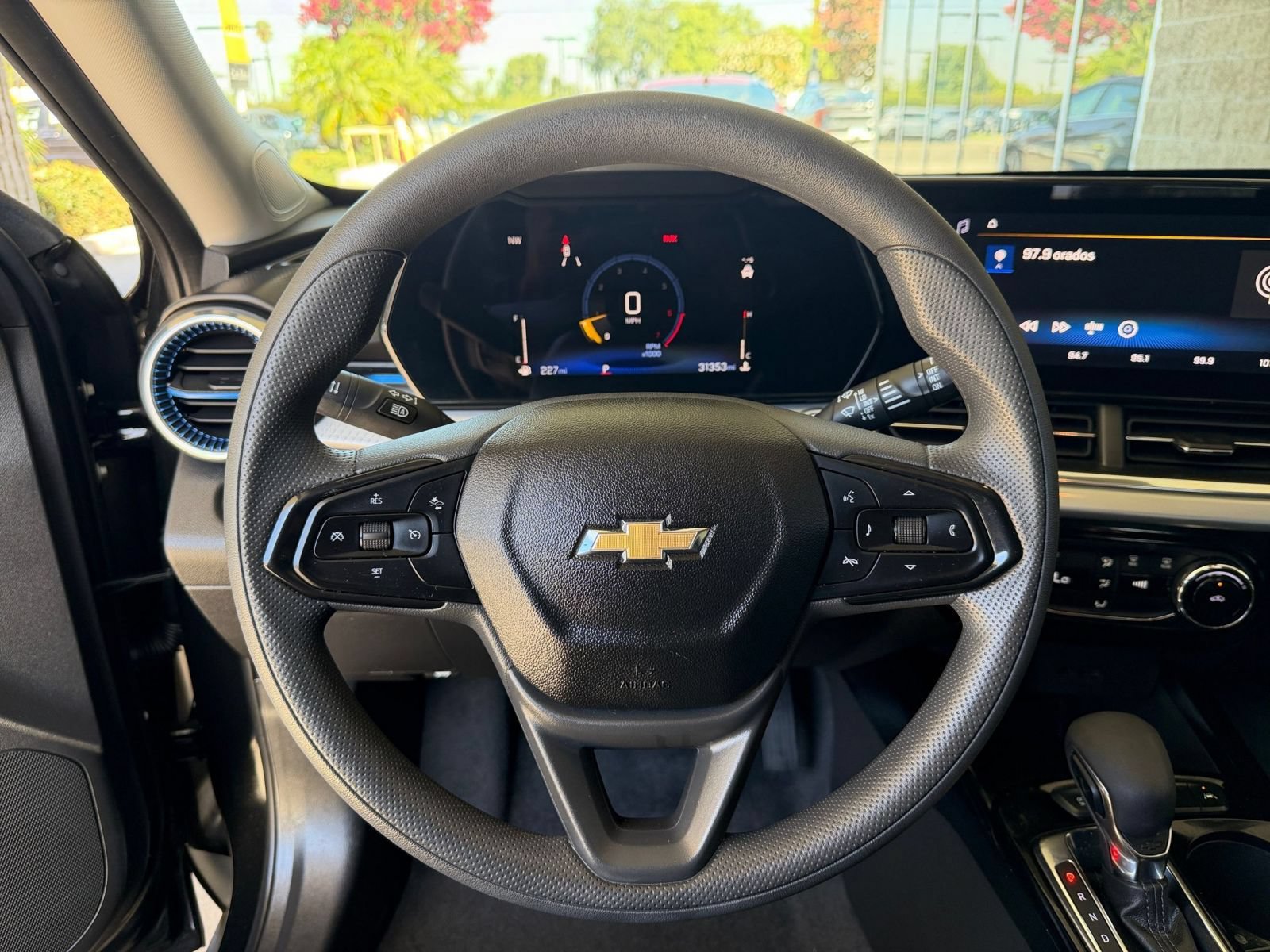 Thumbnail: 2025 Chevrolet Trax - 26