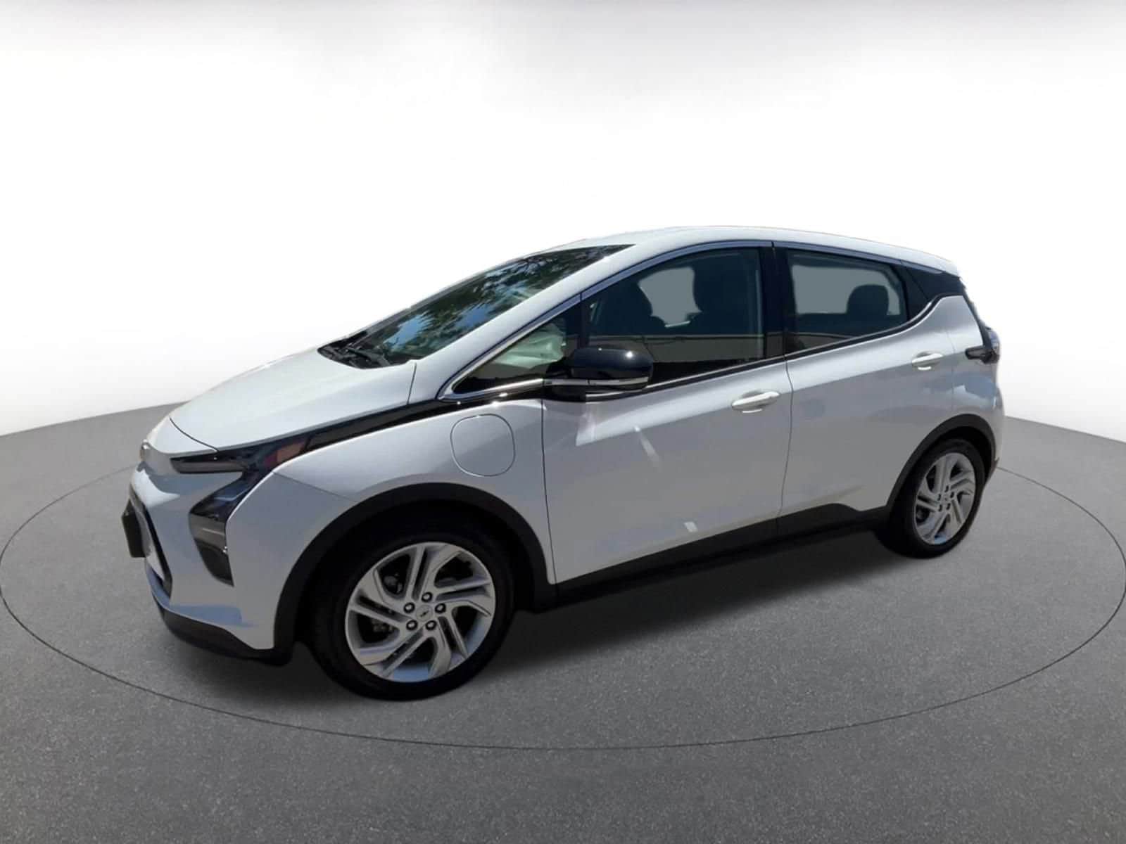 Thumbnail: 2023 Chevrolet Bolt EV - 8
