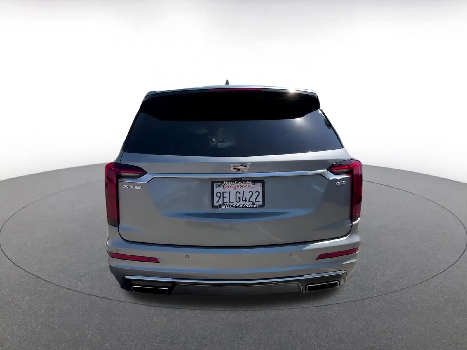 Thumbnail: 2023 Cadillac XT6 - 17
