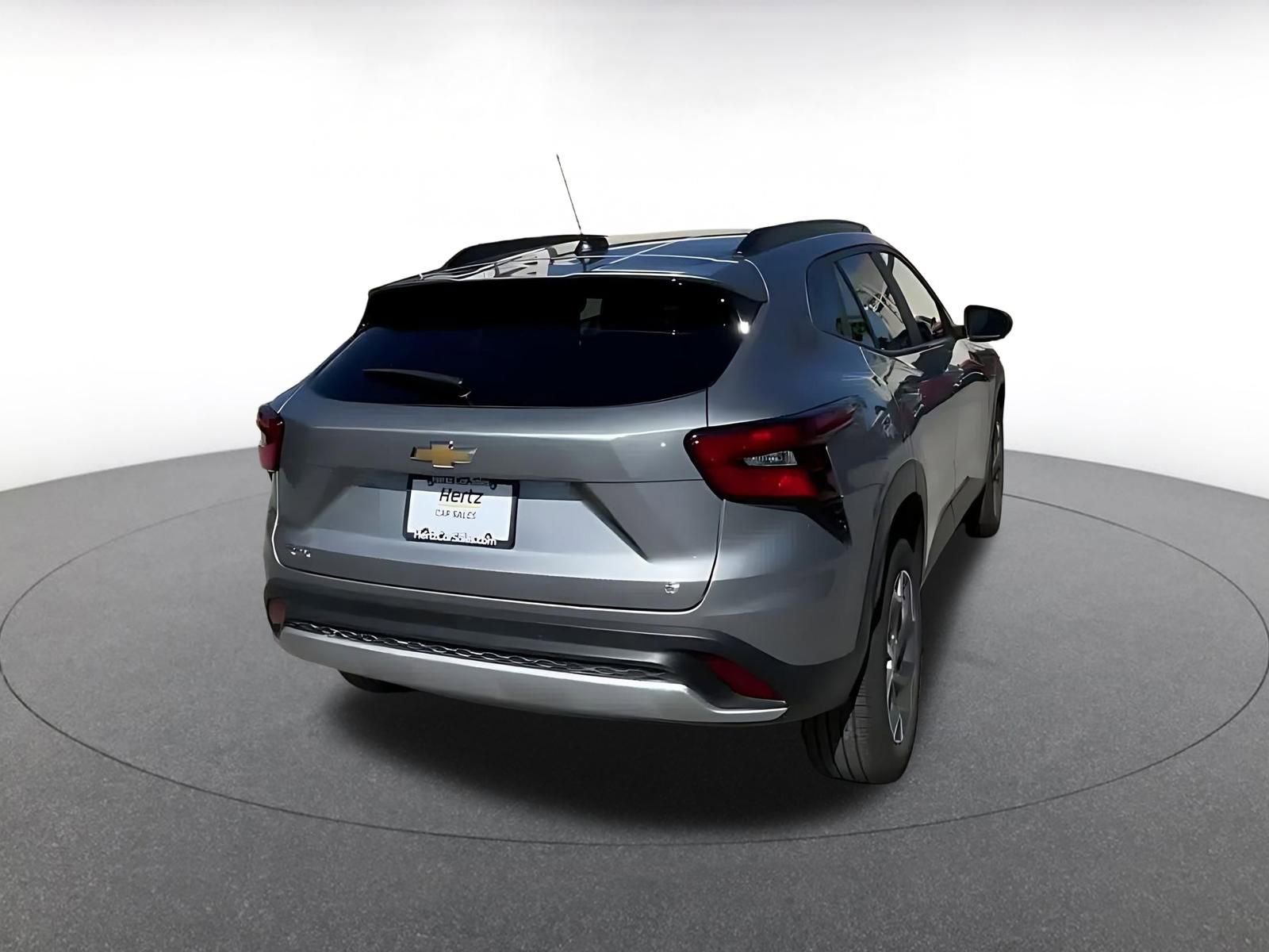 Thumbnail: 2025 Chevrolet Trax - 14