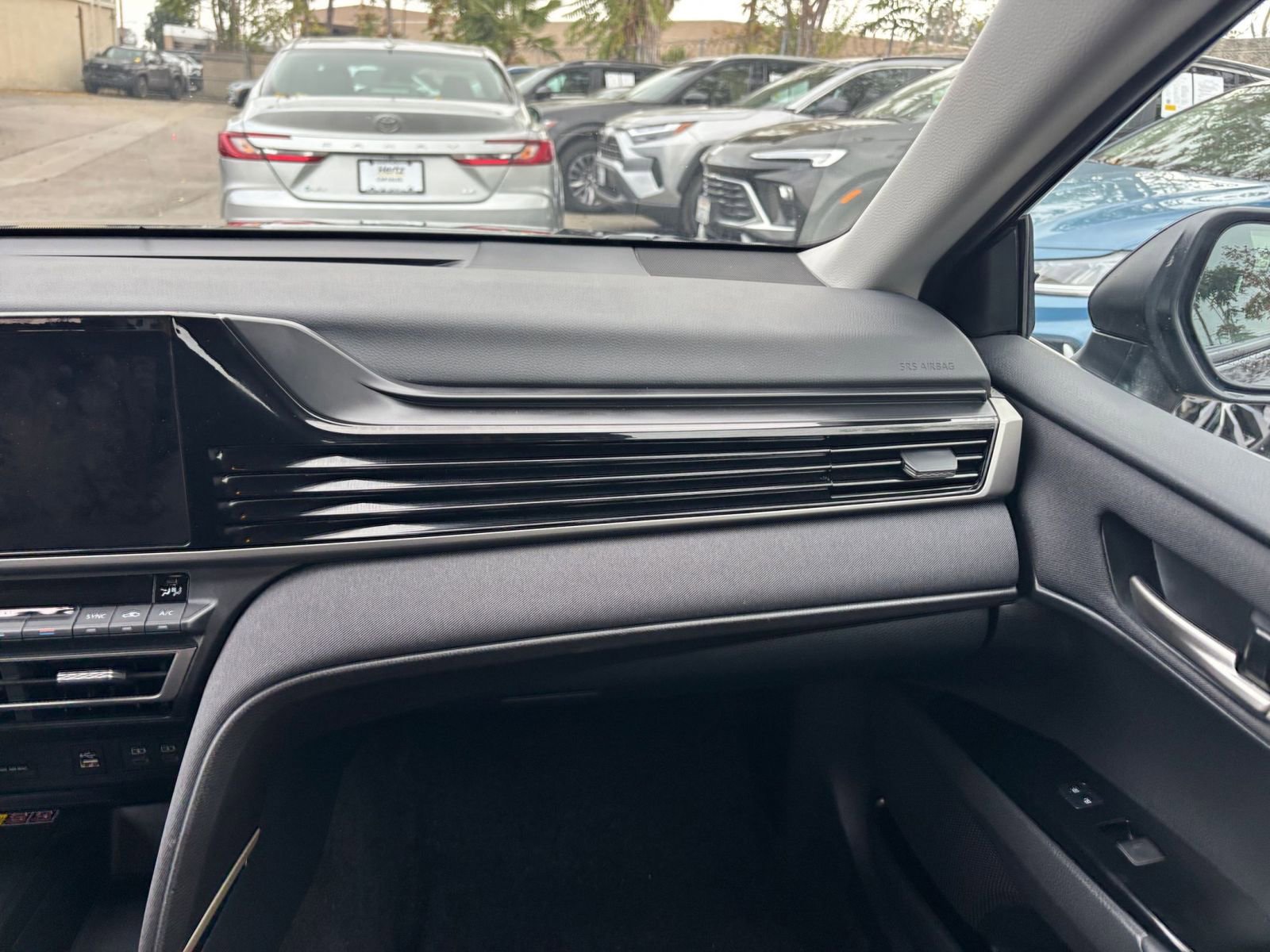 Thumbnail: 2025 Toyota Camry - 35