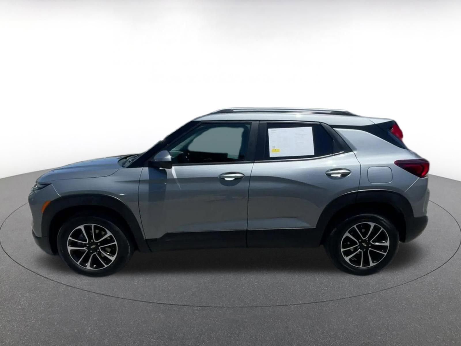 Thumbnail: 2025 Chevrolet TrailBlazer - 9