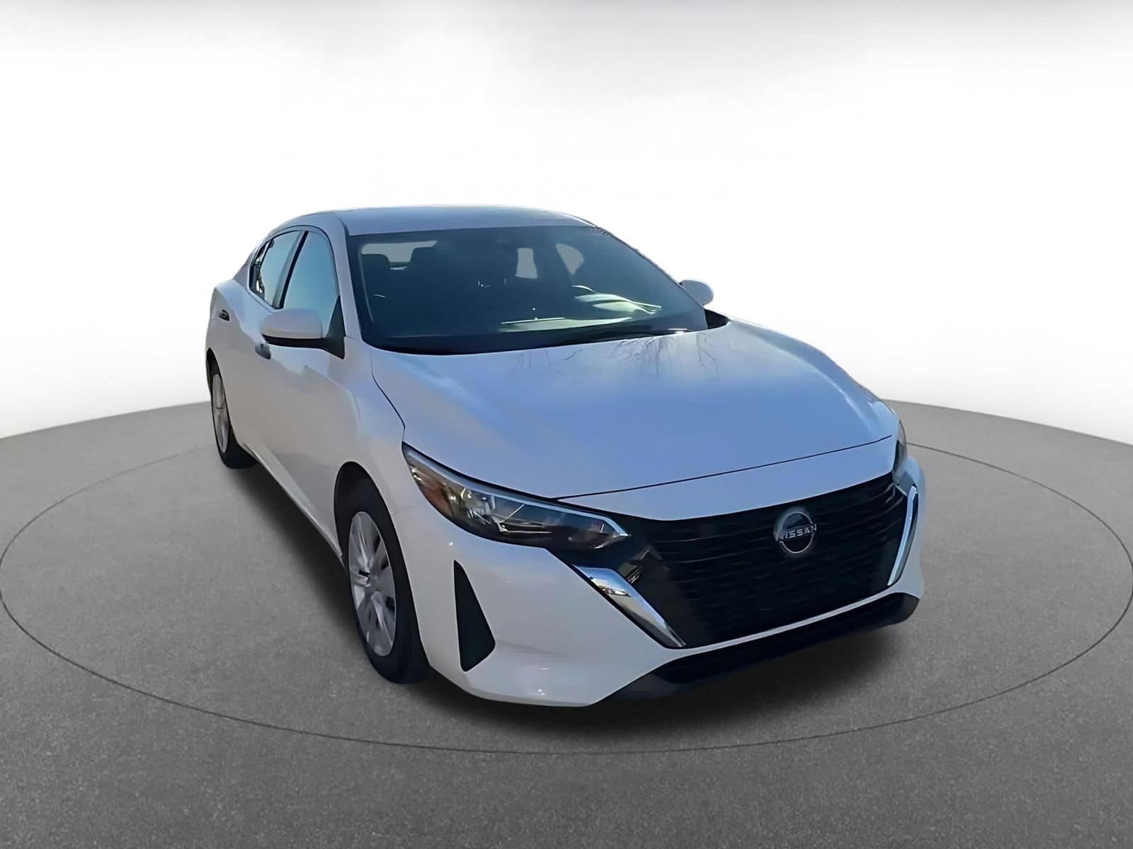 Thumbnail: 2025 Nissan Sentra - 3