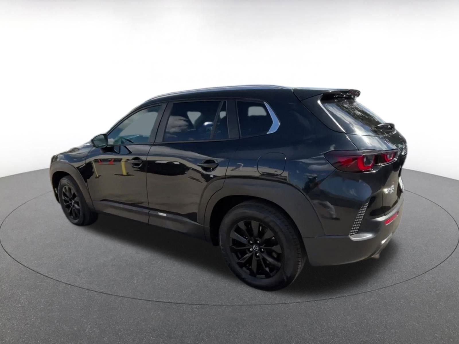 Thumbnail: 2025 Mazda CX-50 - 10