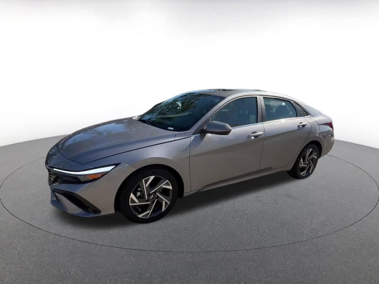 Thumbnail: 2025 Hyundai Elantra - 8