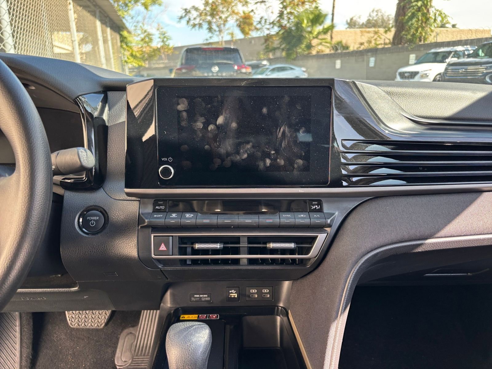 Thumbnail: 2025 Toyota Camry - 18