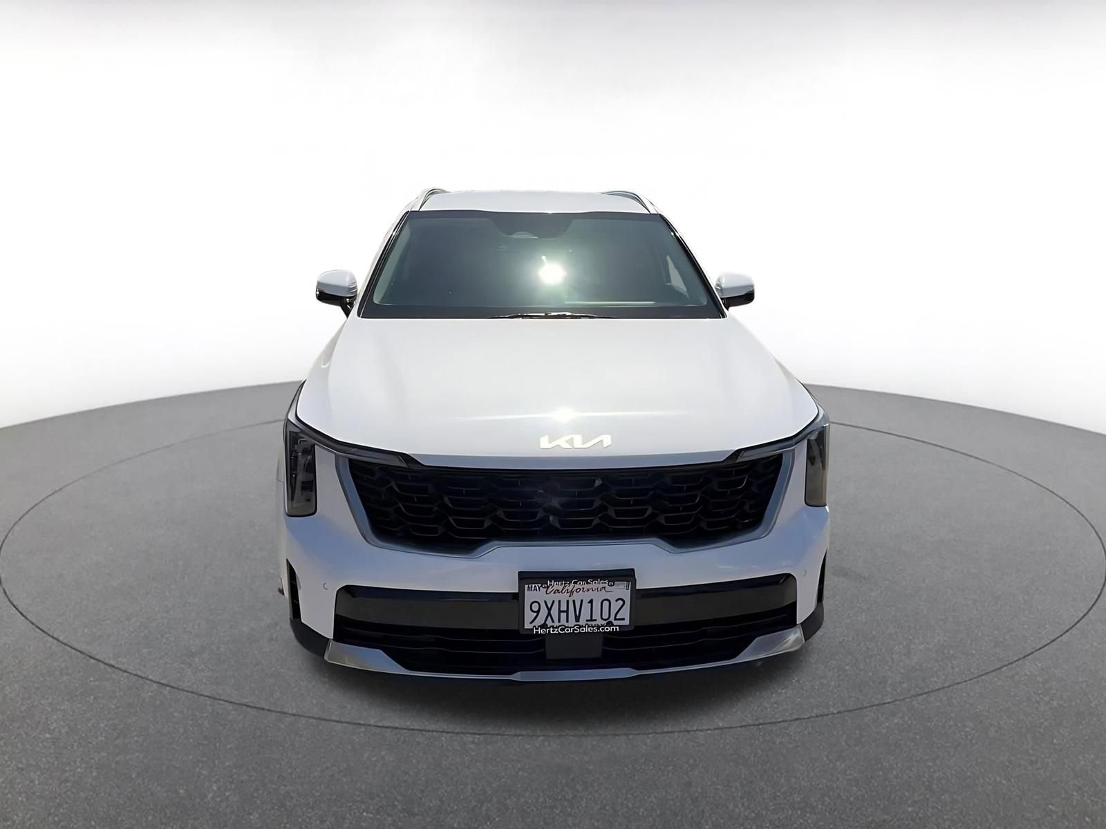 Thumbnail: 2024 Kia Sorento - 4