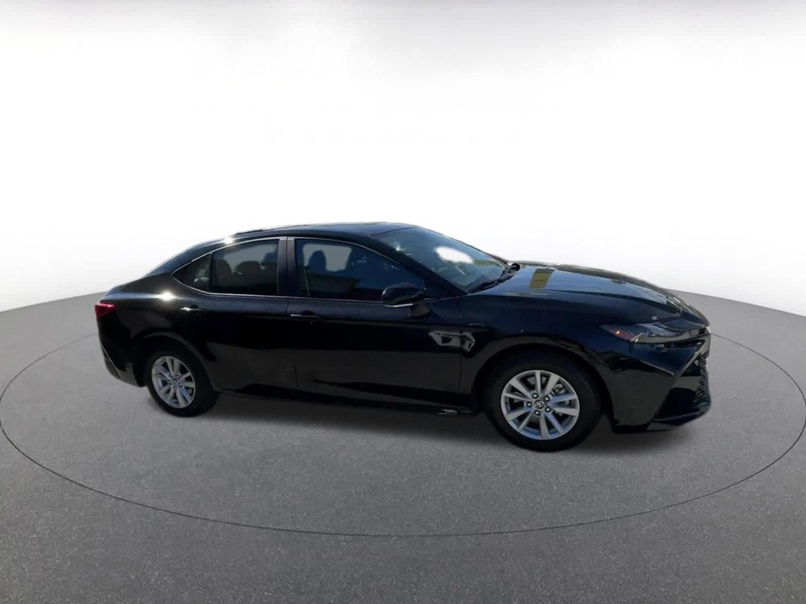 Thumbnail: 2025 Toyota Camry - 1