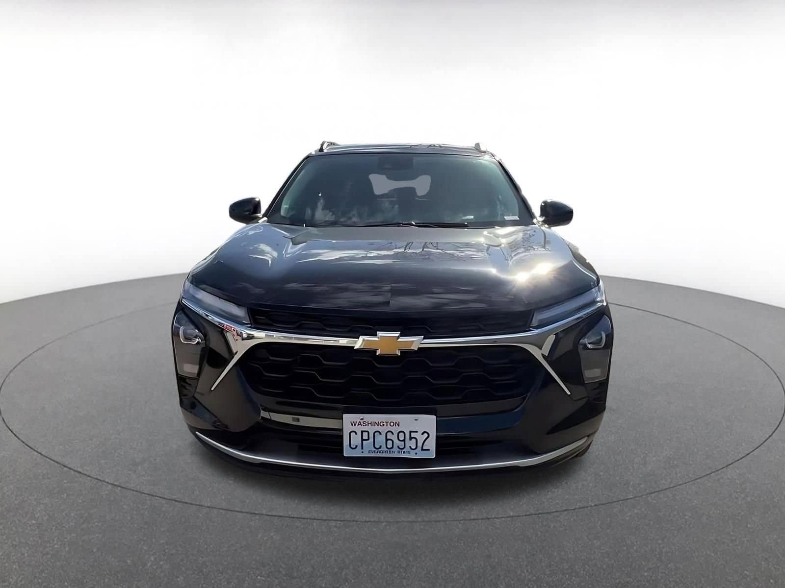 Thumbnail: 2025 Chevrolet Trax - 4