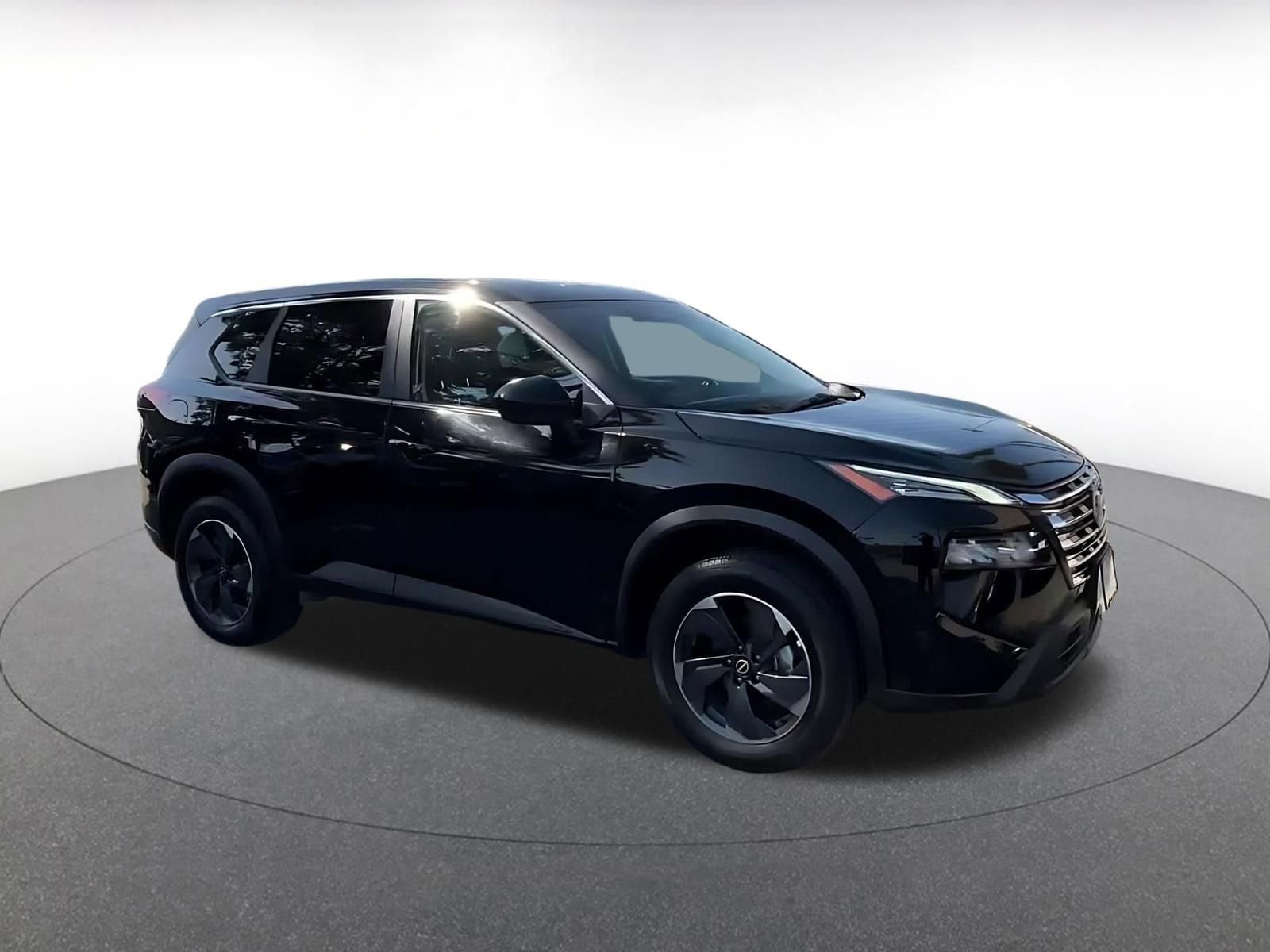 Thumbnail: 2025 Nissan Rogue - 2