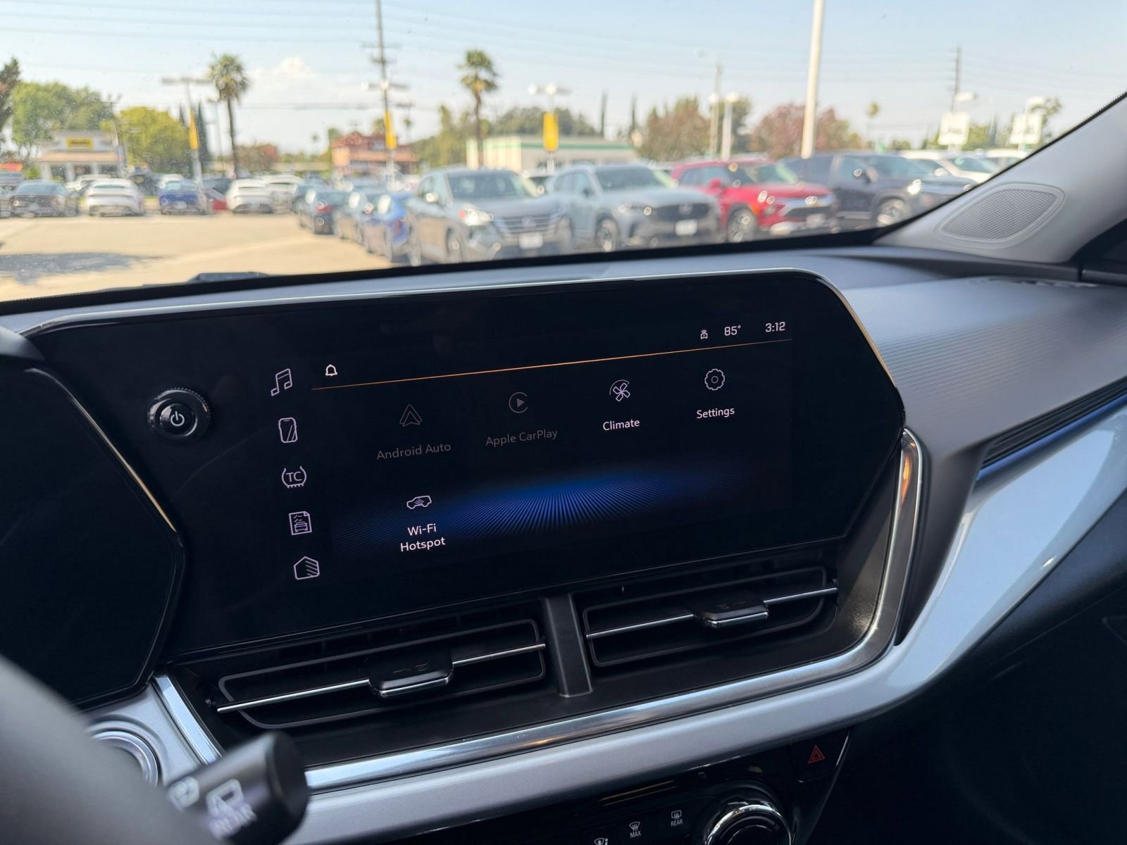 Thumbnail: 2025 Chevrolet Trax - 20