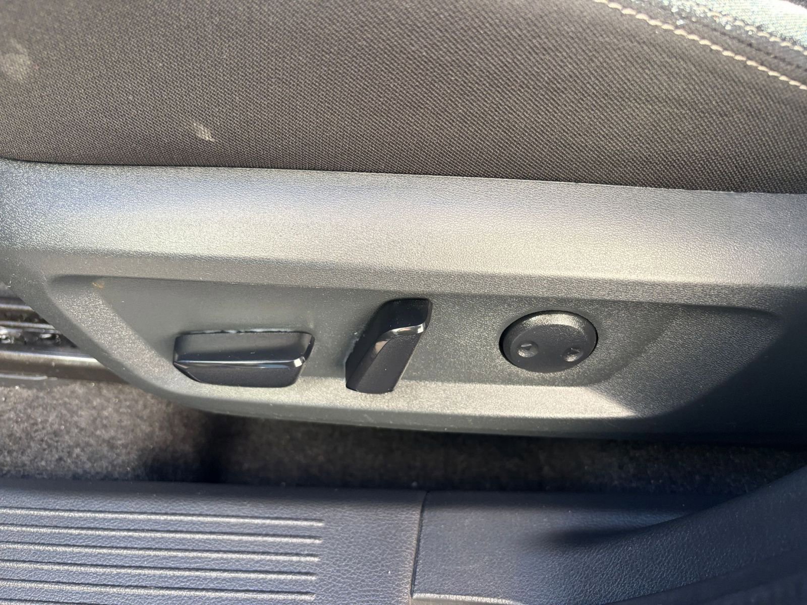 Thumbnail: 2025 Nissan Rogue - 23