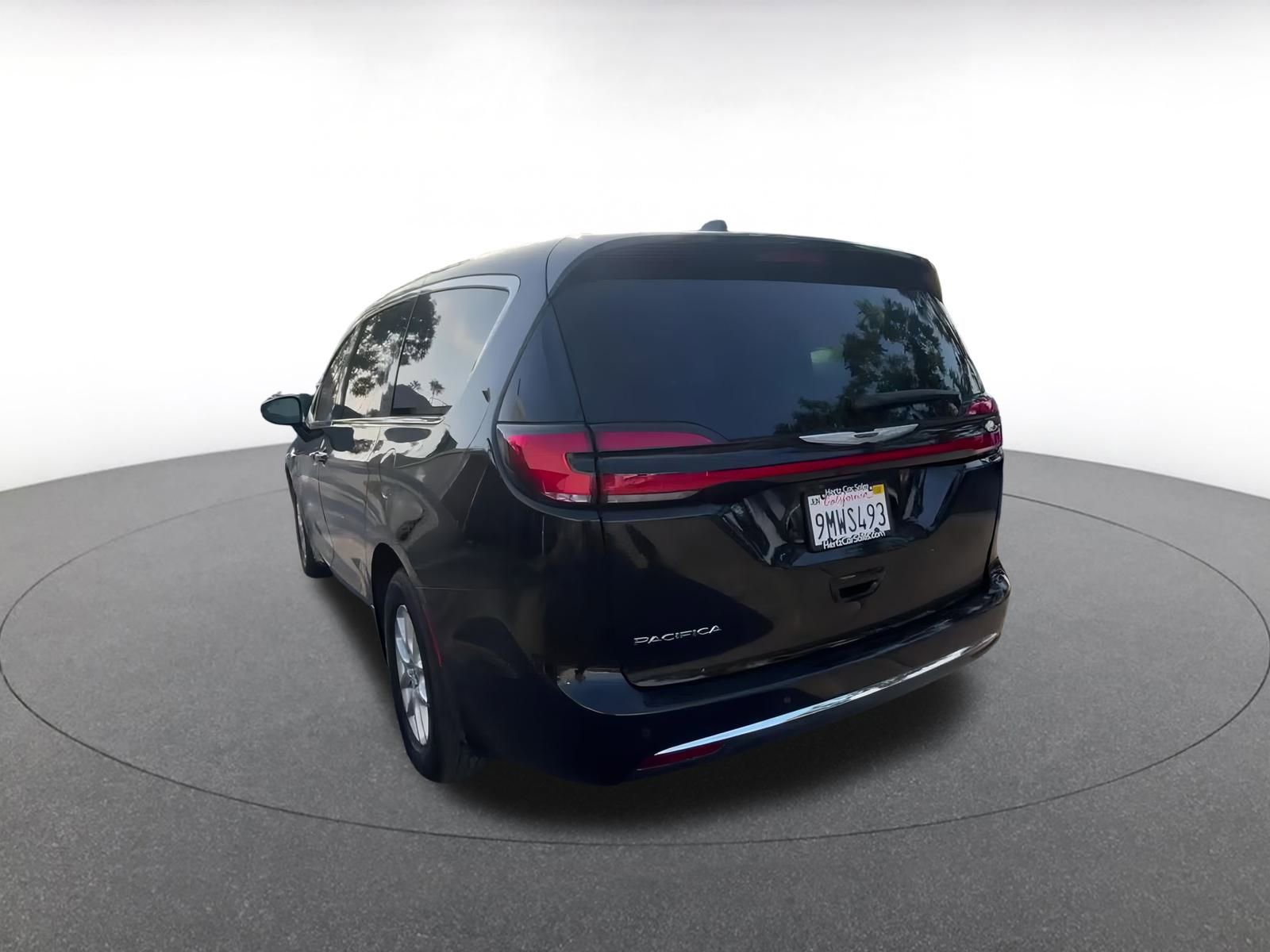 Thumbnail: 2024 Chrysler Pacifica - 11
