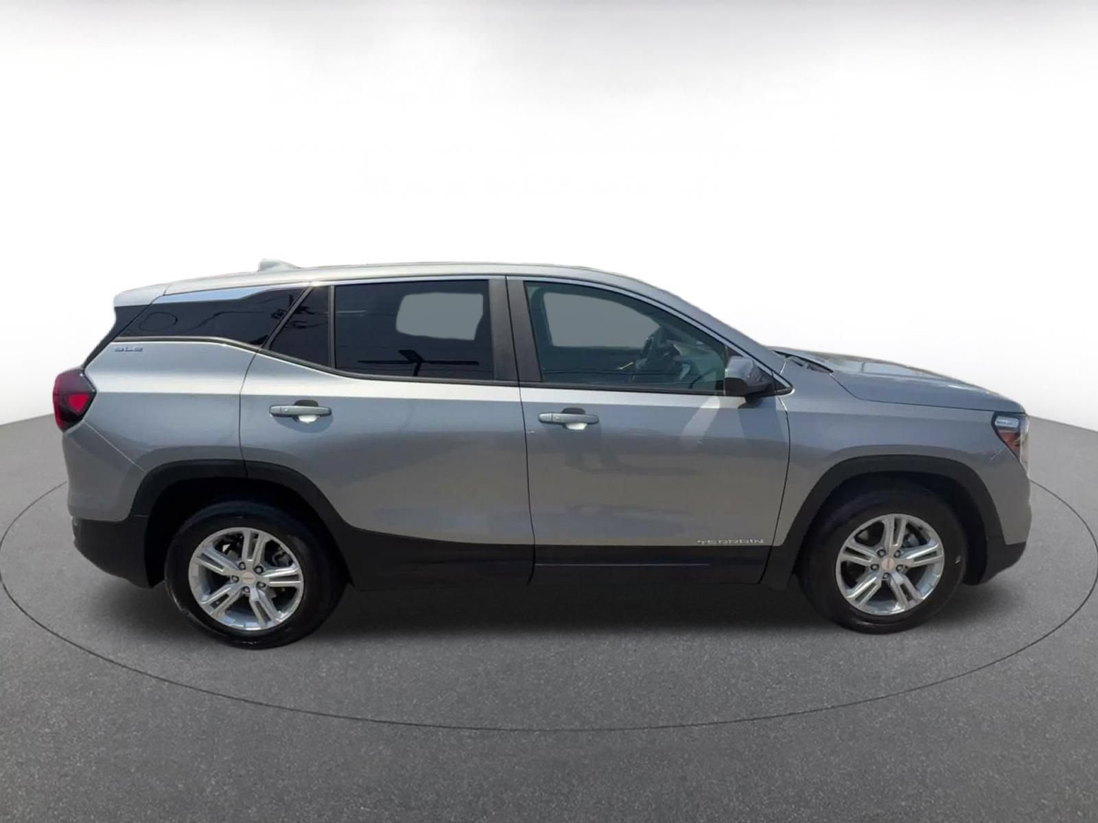 Thumbnail: 2024 GMC Terrain - 16