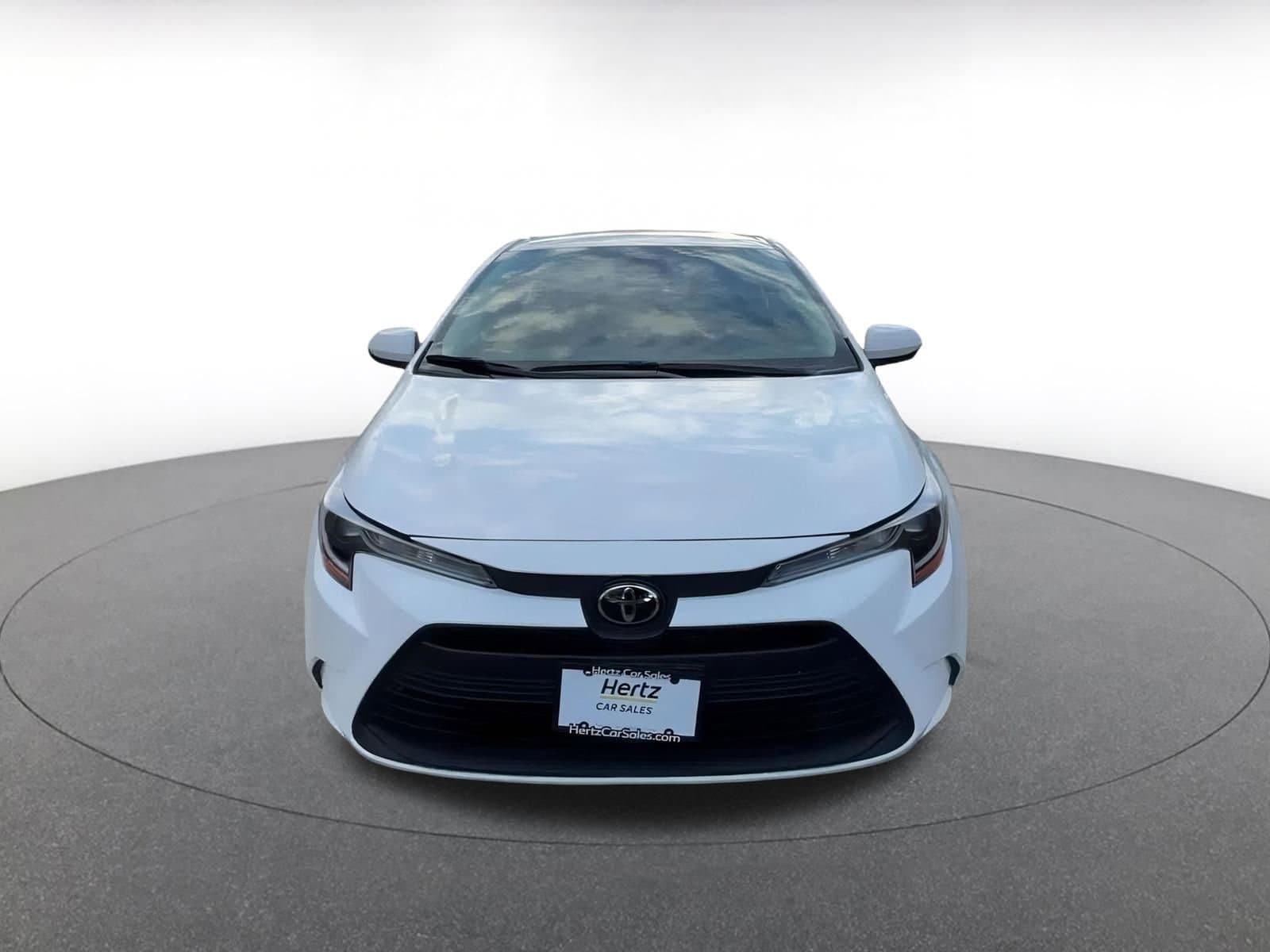 Thumbnail: 2025 Toyota Corolla - 4