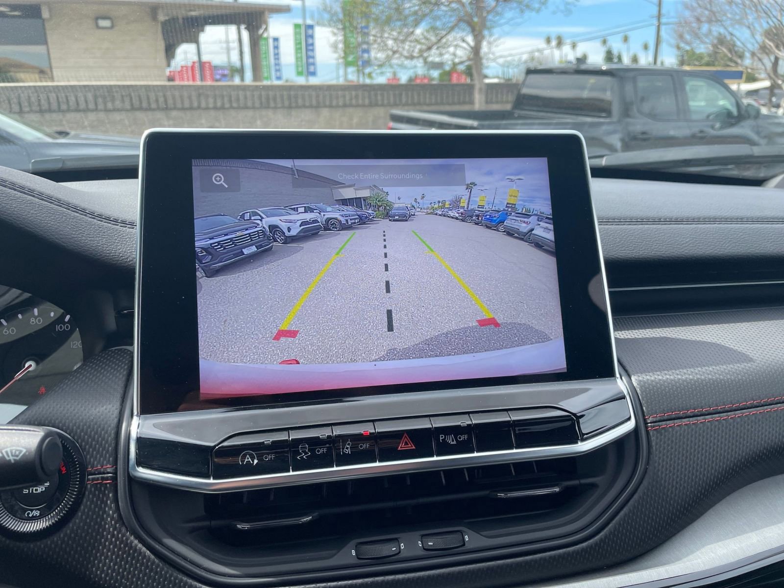 Thumbnail: 2025 Jeep Compass - 23