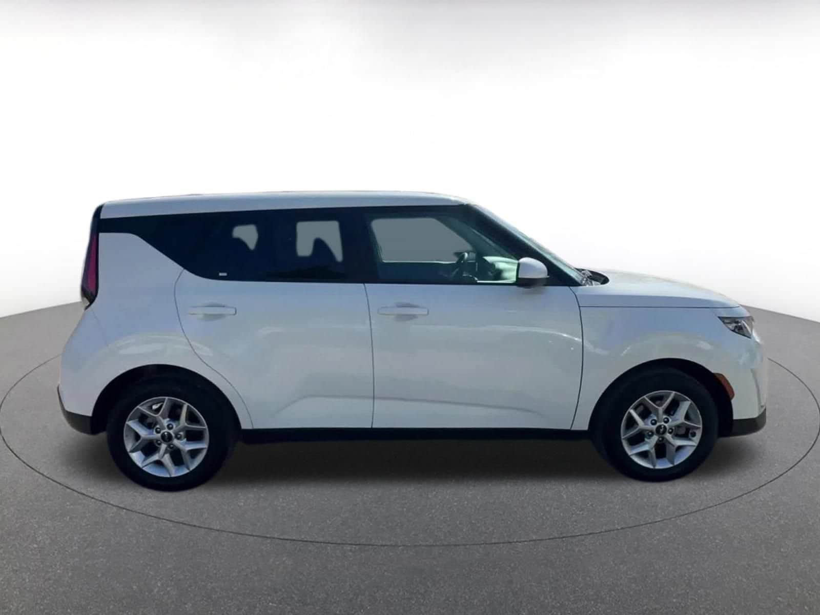 Thumbnail: 2025 Kia Soul - 16