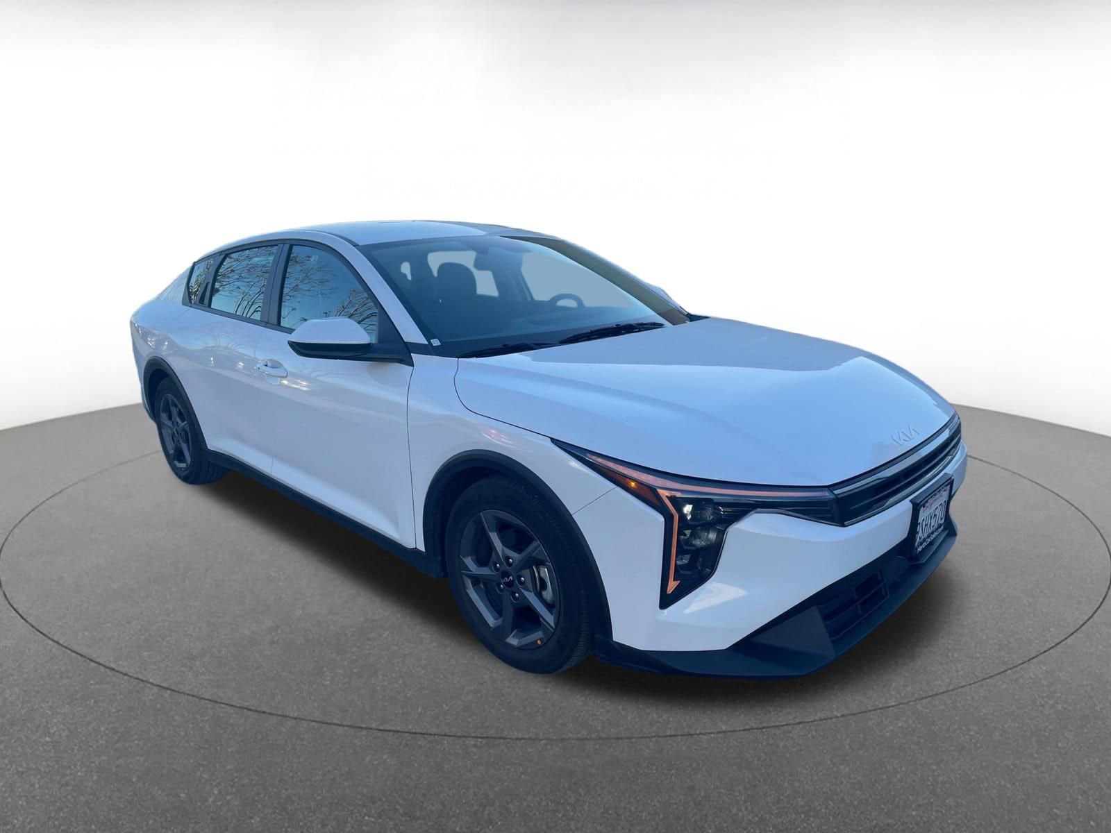 Thumbnail: 2025 Kia K4 - 1