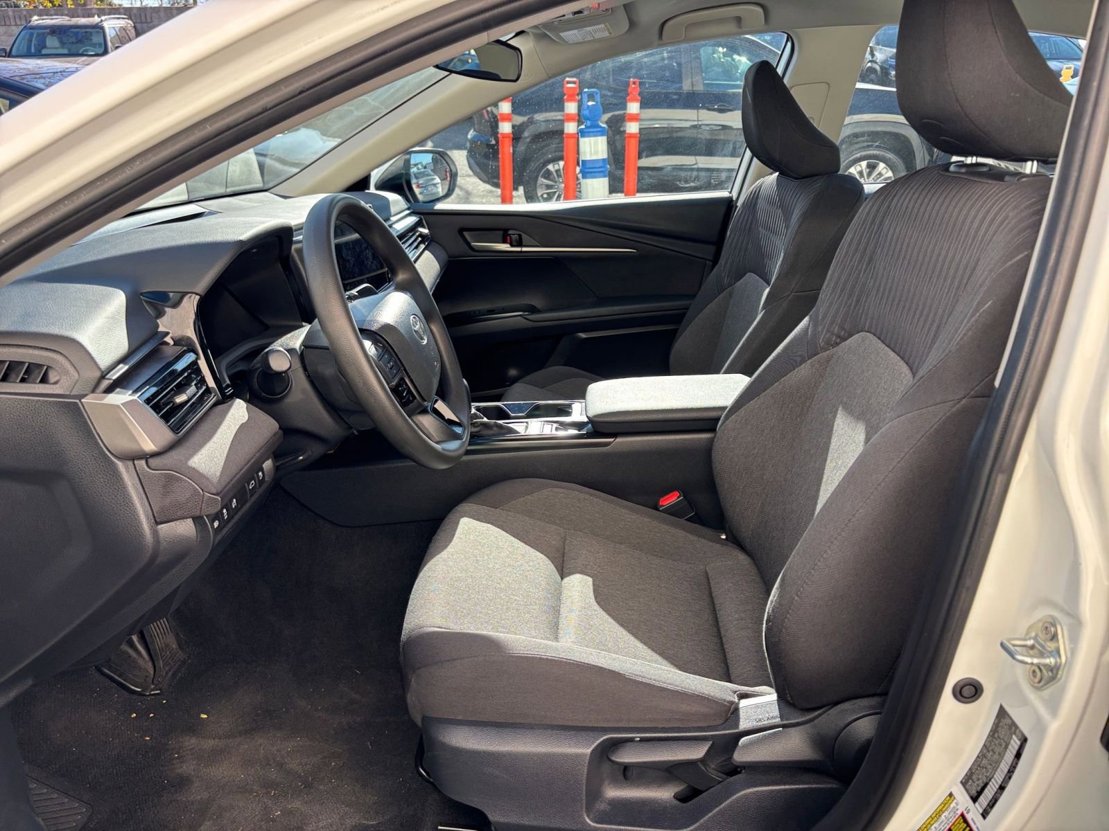 Thumbnail: 2025 Toyota Camry - 27