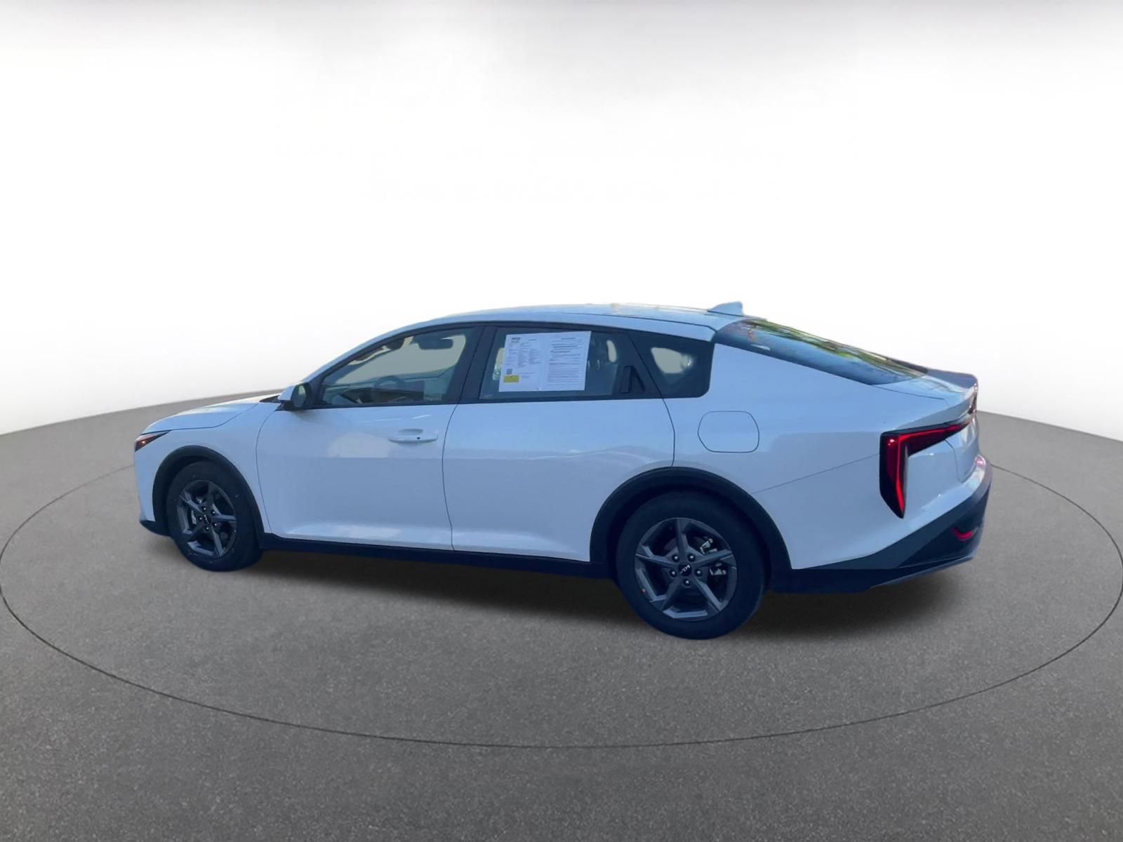 Thumbnail: 2025 Kia K4 - 10