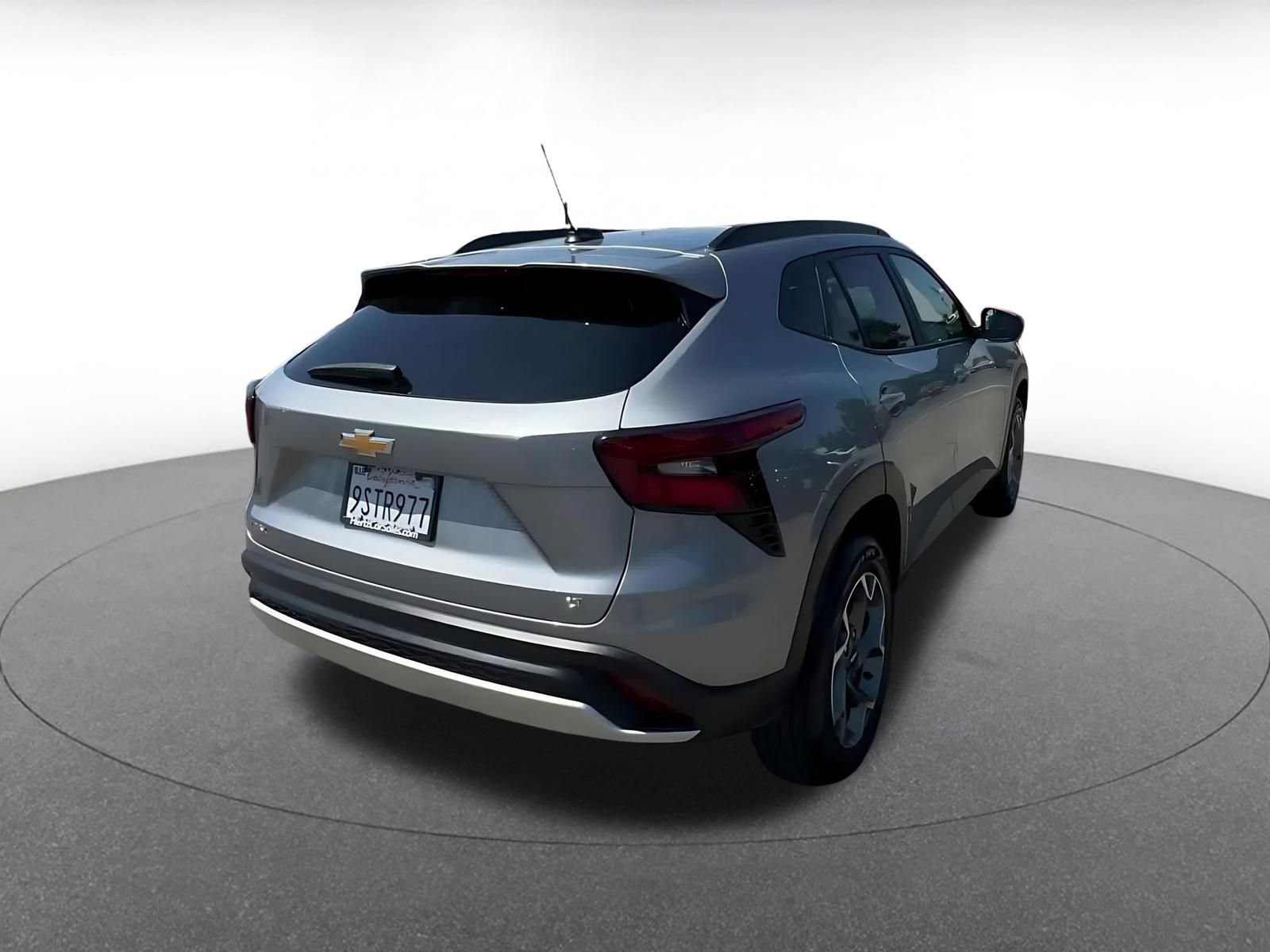 Thumbnail: 2025 Chevrolet Trax - 11