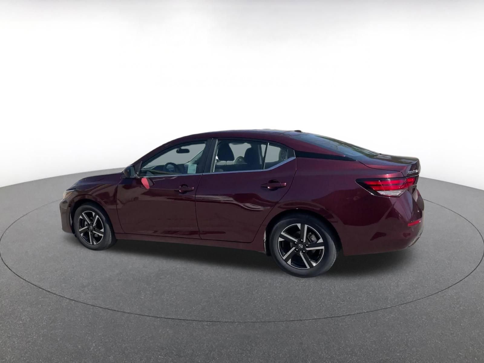 Thumbnail: 2025 Nissan Sentra - 9