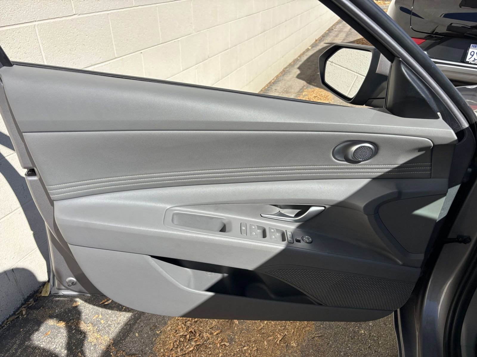 Thumbnail: 2025 Hyundai Elantra - 20