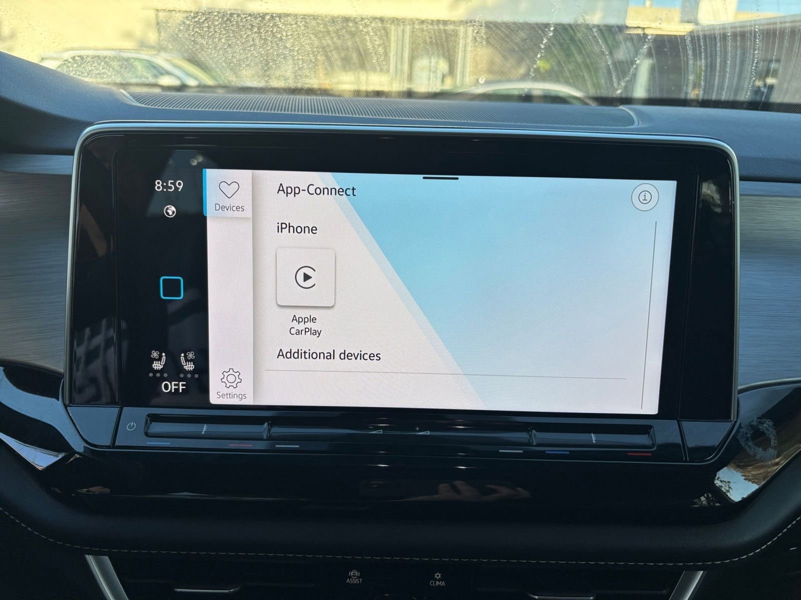 Thumbnail: 2025 Volkswagen Atlas - 21