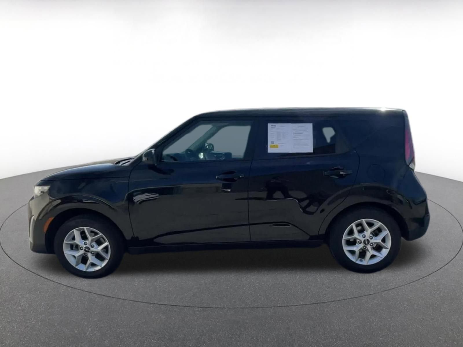 Thumbnail: 2025 Kia Soul - 9