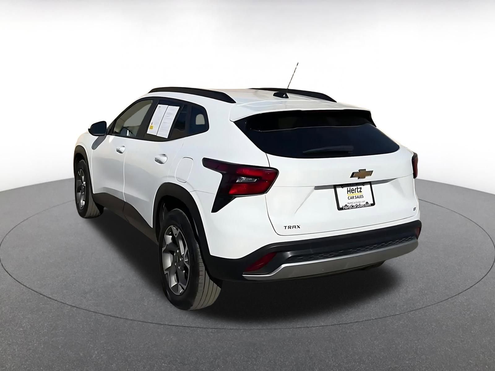 Thumbnail: 2025 Chevrolet Trax - 11