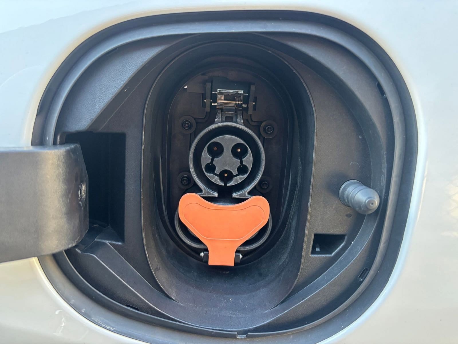 Thumbnail: 2023 Chevrolet Bolt EV - 23