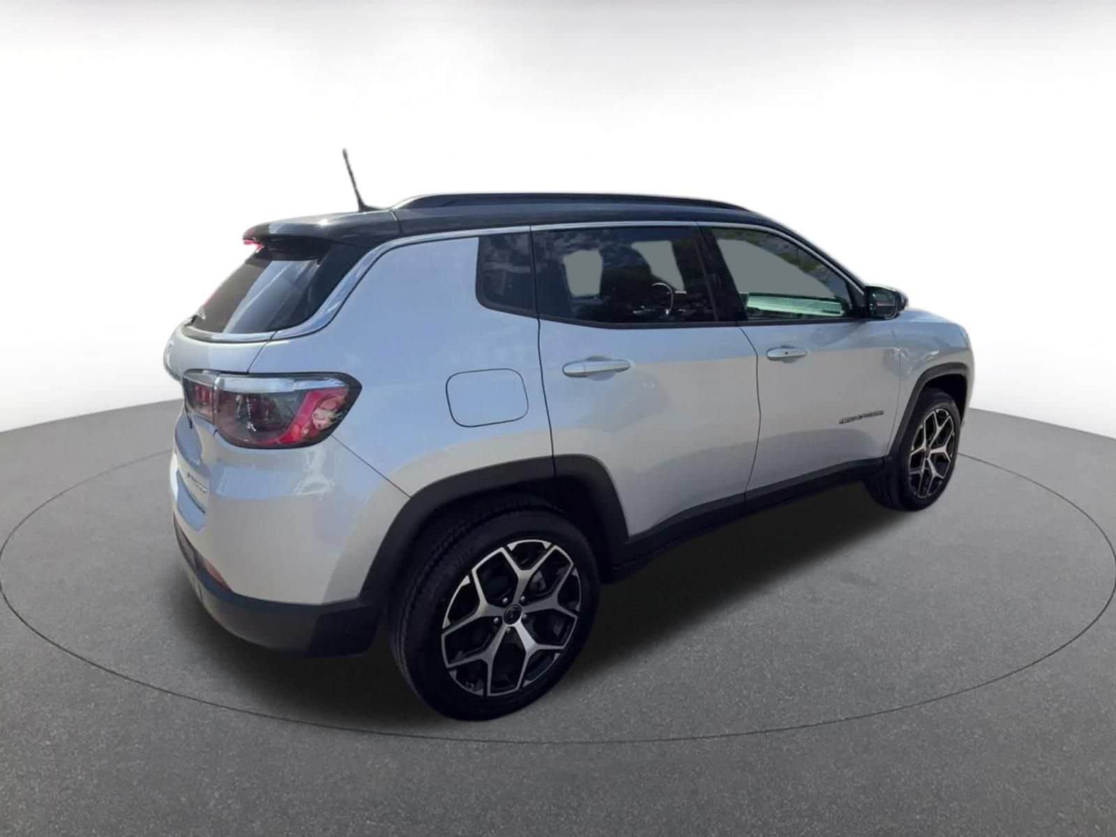 Thumbnail: 2025 Jeep Compass - 14