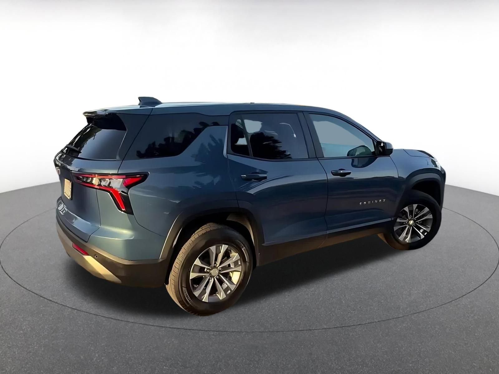 Thumbnail: 2025 Chevrolet Equinox - 11