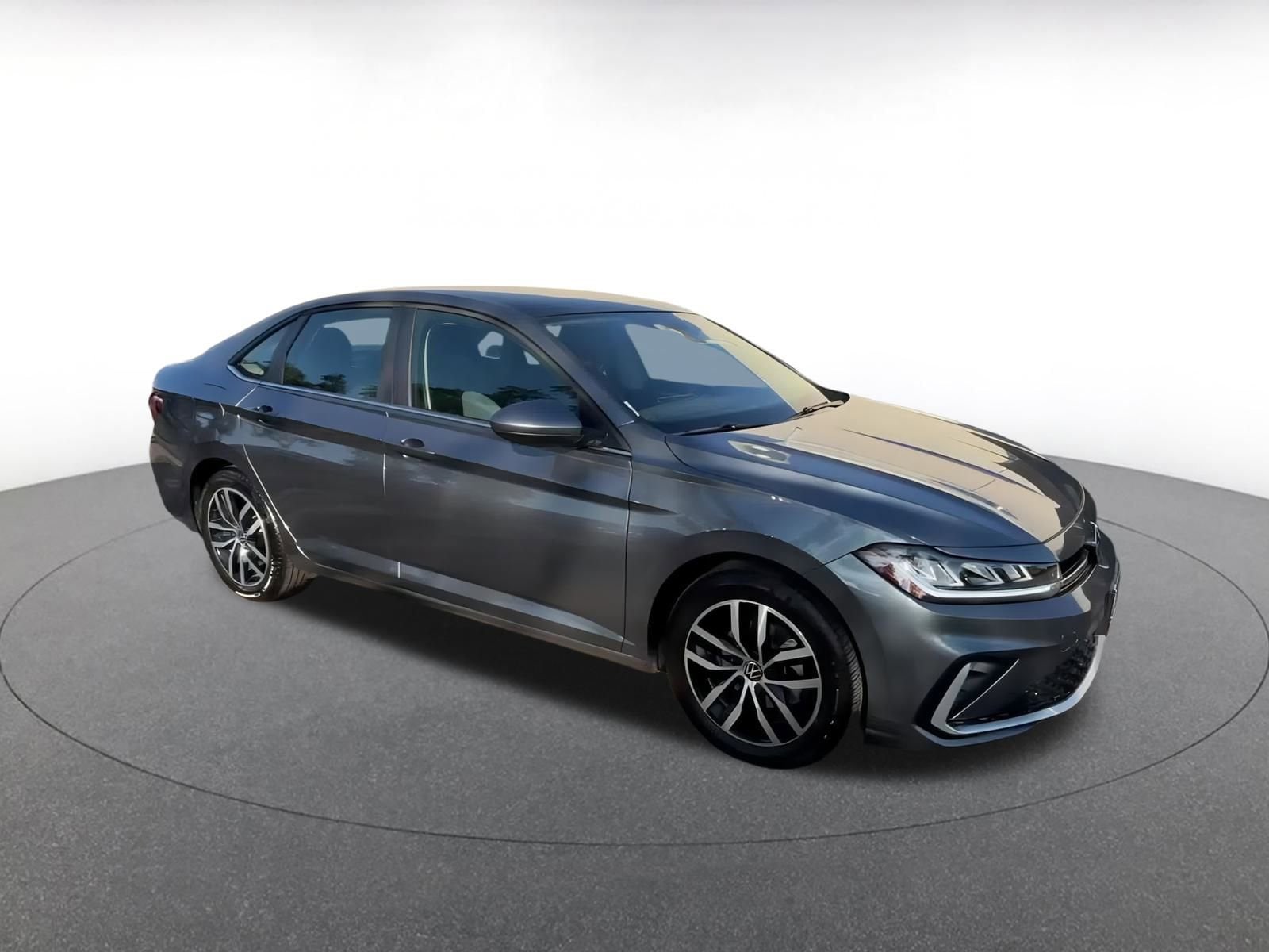 Thumbnail: 2025 Volkswagen Jetta - 3