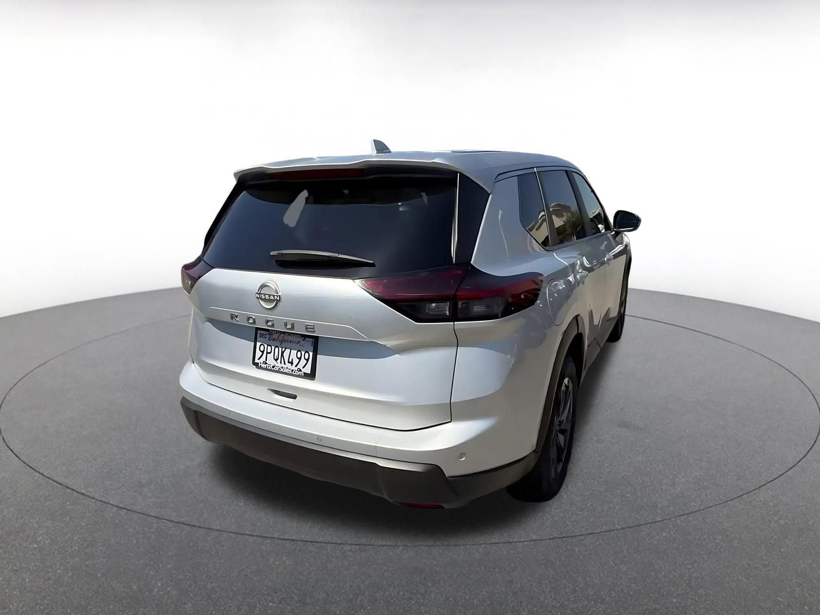 Thumbnail: 2025 Nissan Rogue - 15