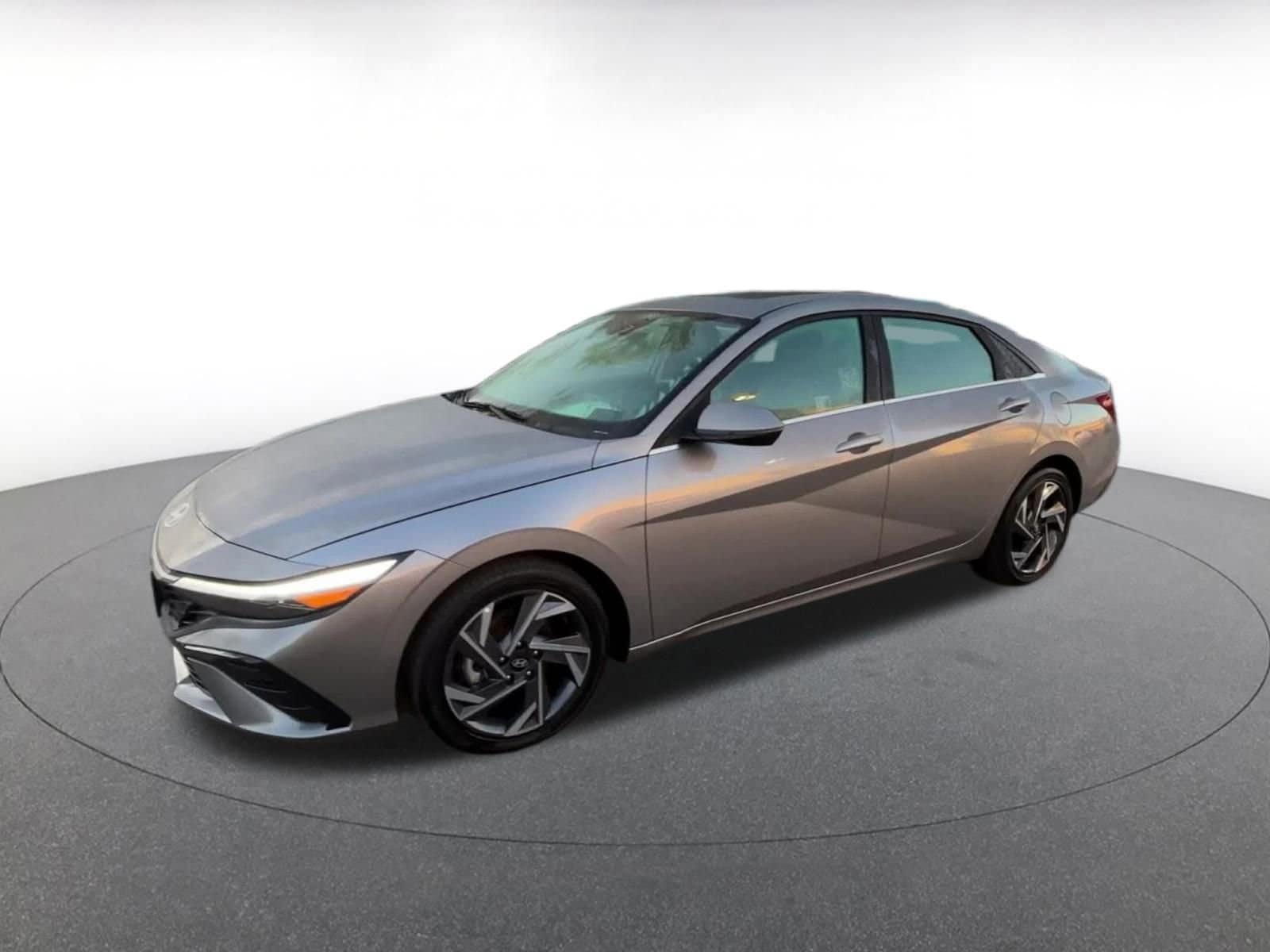 Thumbnail: 2025 Hyundai Elantra - 8