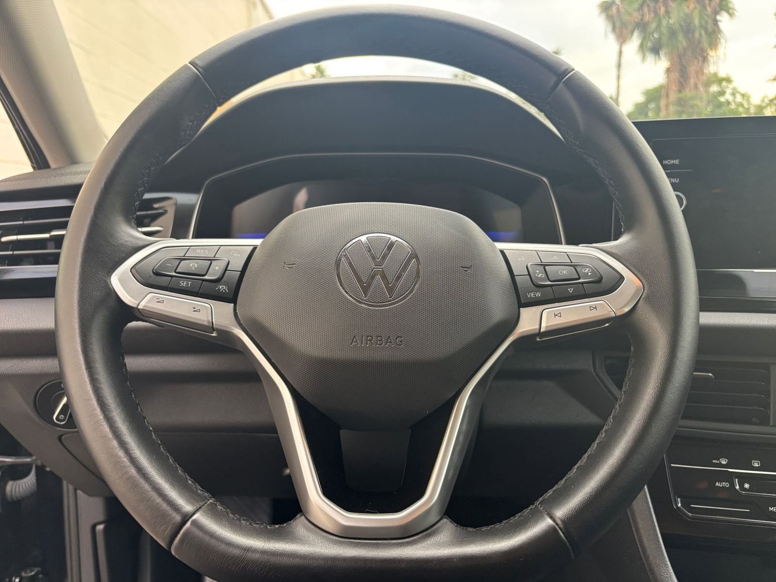 Thumbnail: 2025 Volkswagen Jetta - 28