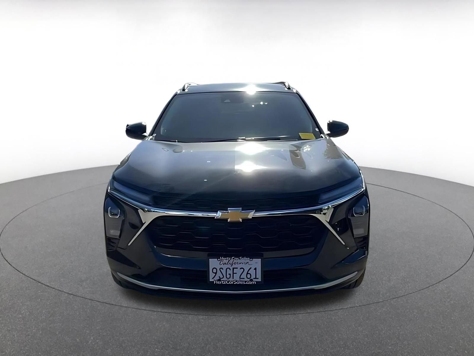 Thumbnail: 2025 Chevrolet Trax - 4