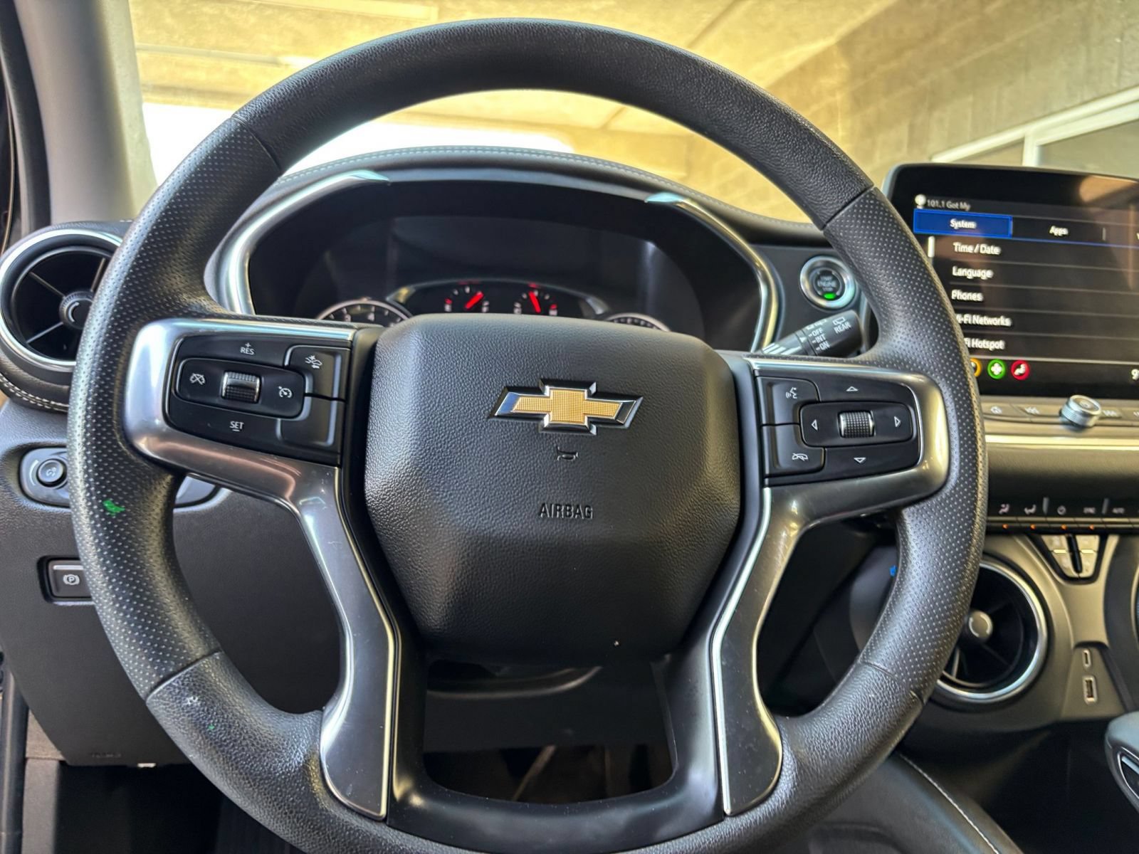 Thumbnail: 2025 Chevrolet Blazer - 28