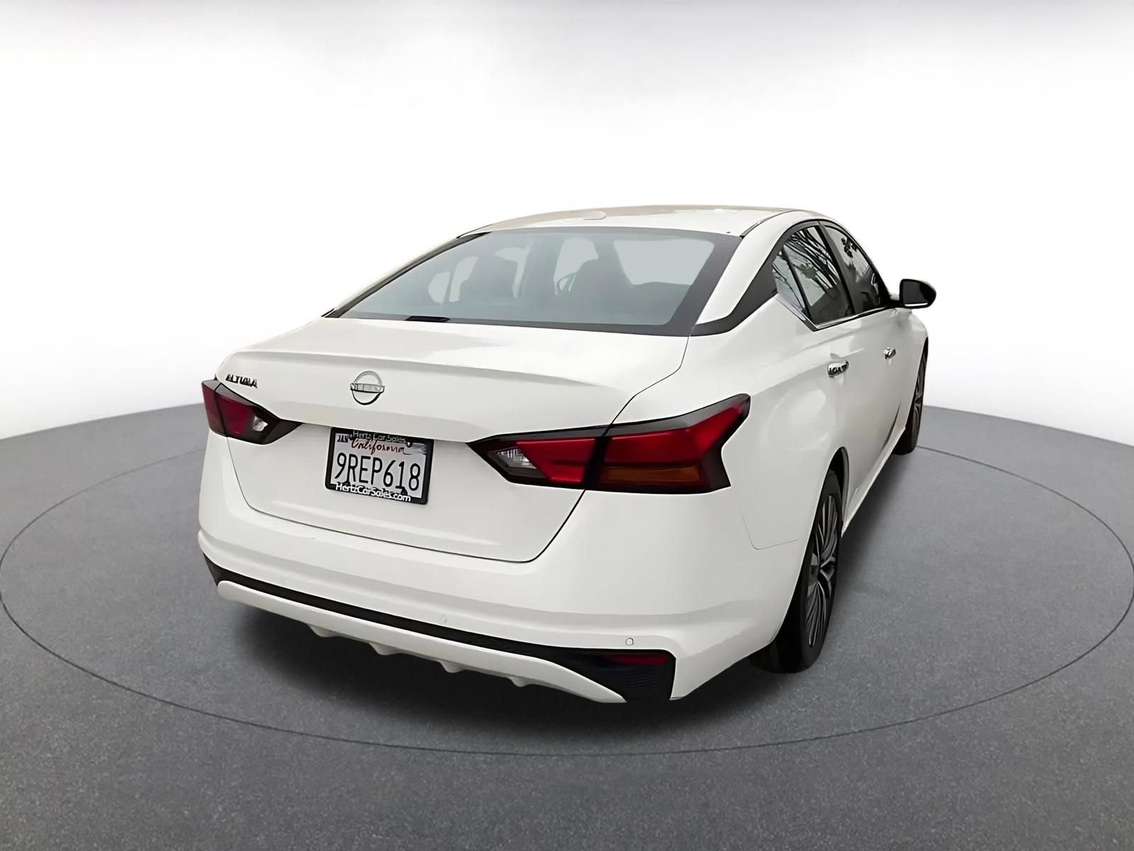 Thumbnail: 2025 Nissan Altima - 14