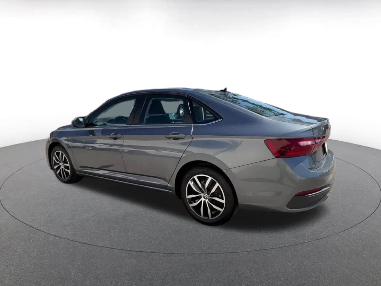 Thumbnail: 2025 Volkswagen Jetta - 10