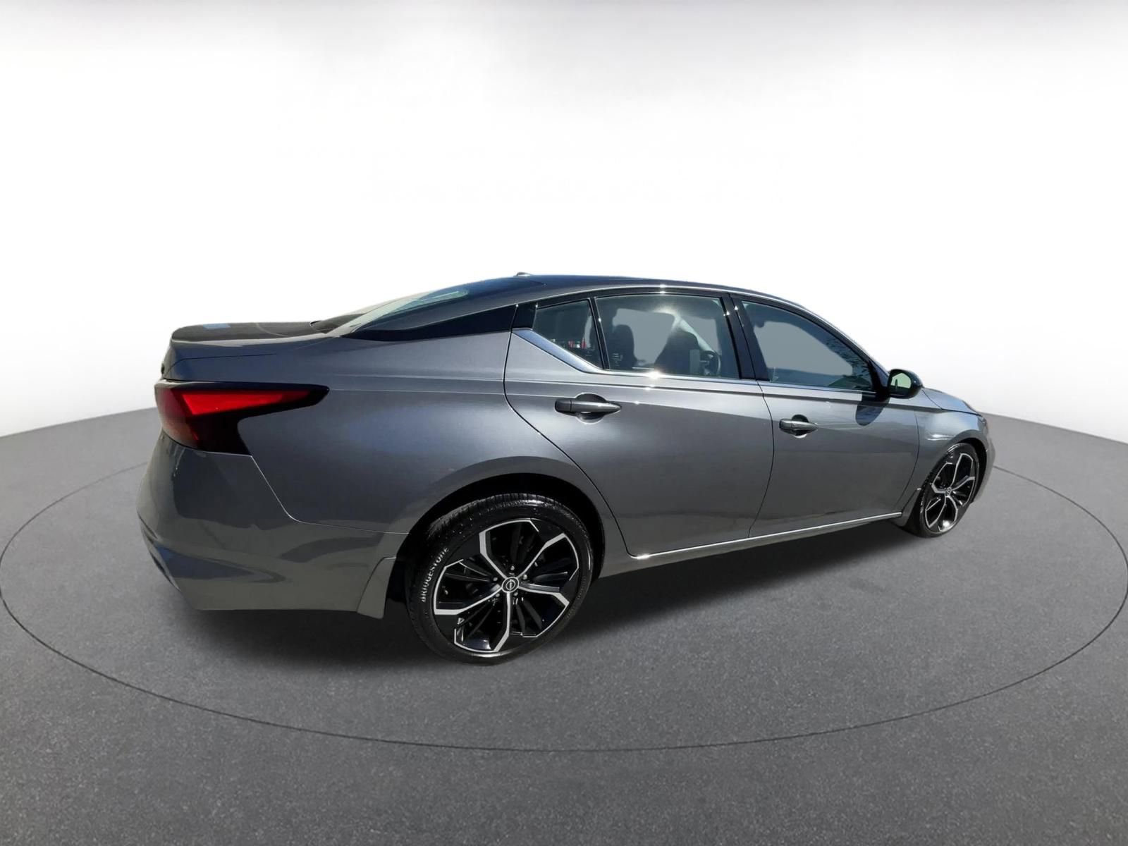 Thumbnail: 2025 Nissan Altima - 15