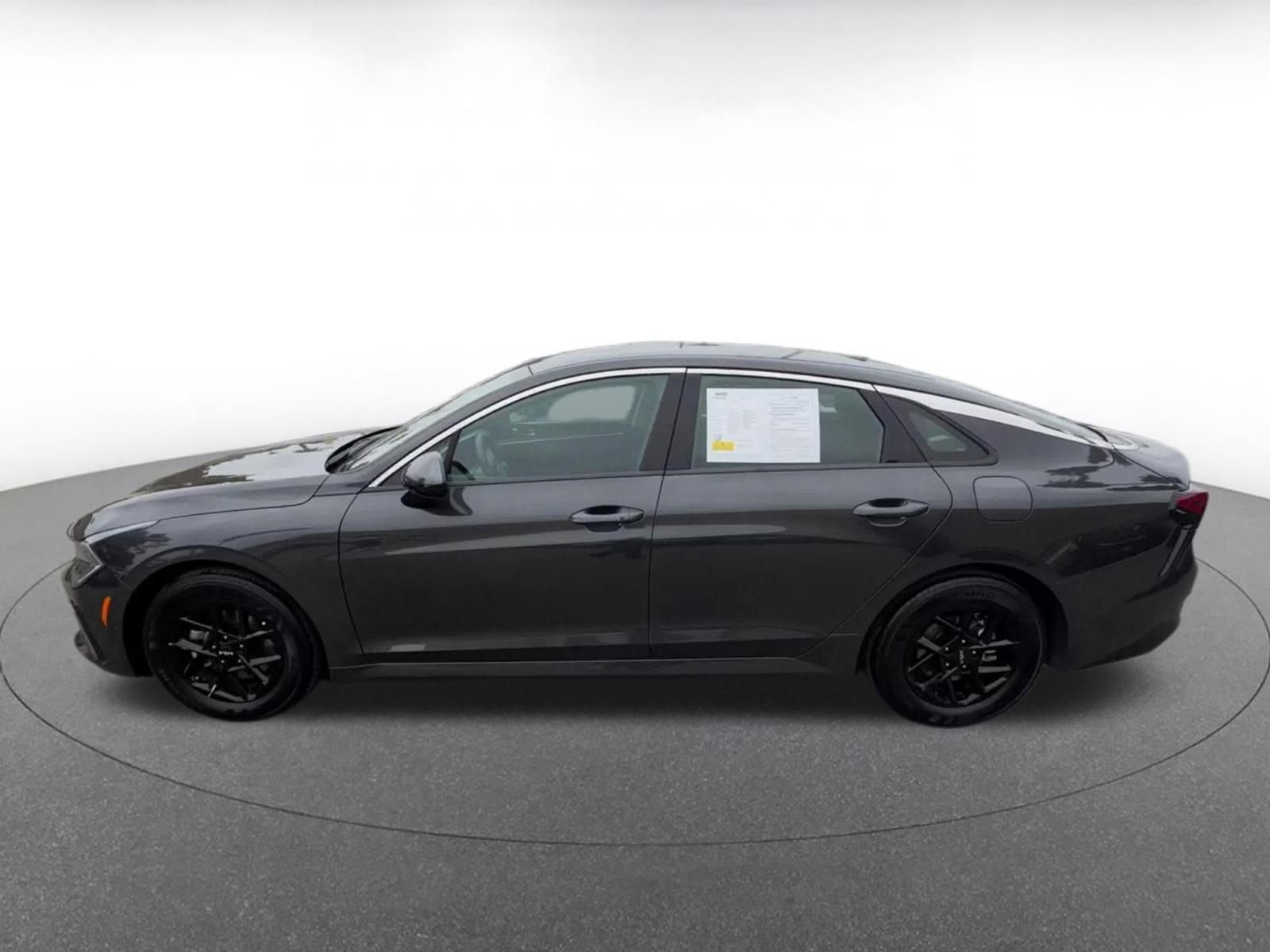 Thumbnail: 2025 Kia K5 - 9