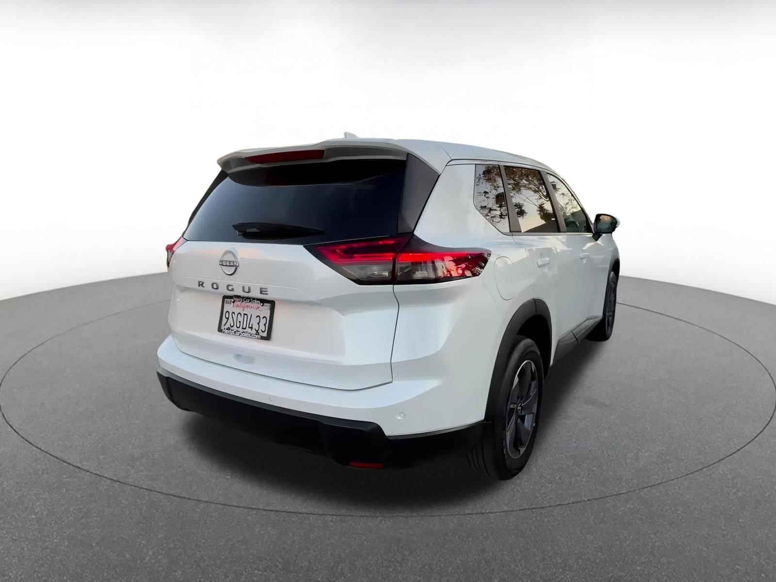 Thumbnail: 2025 Nissan Rogue - 14