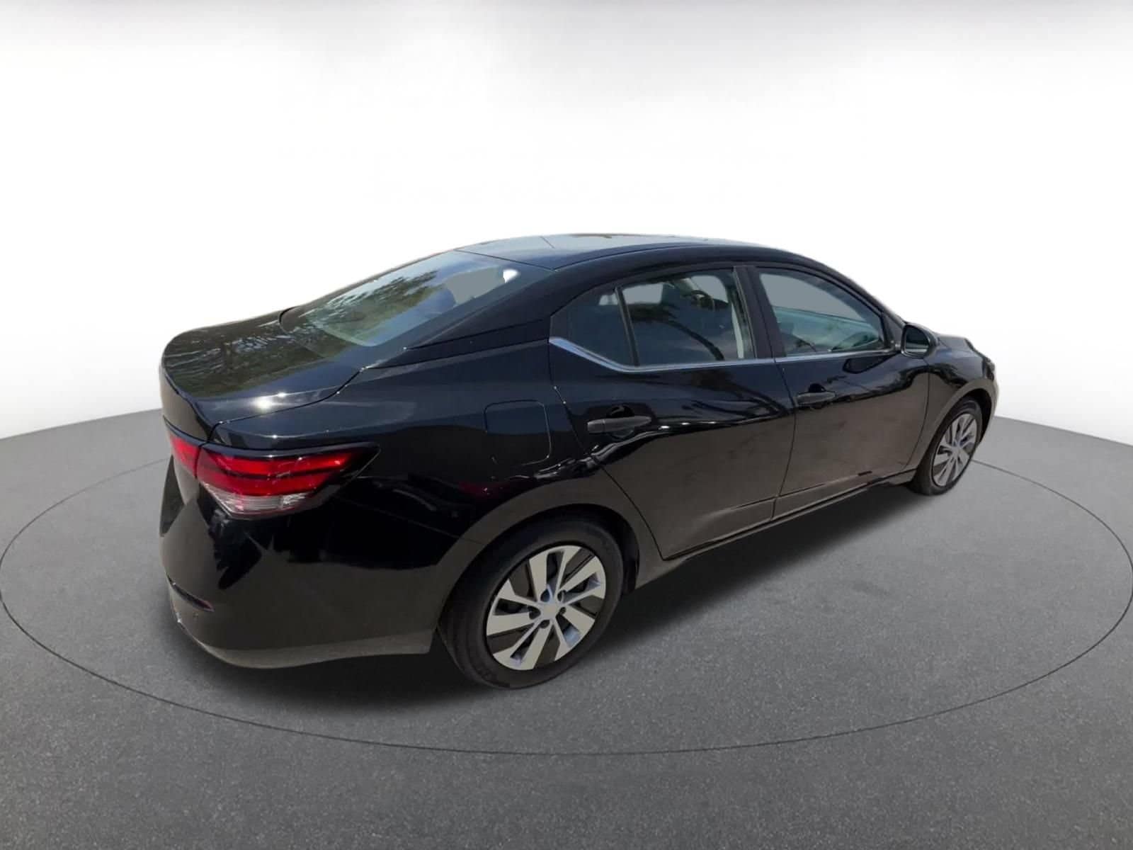 Thumbnail: 2025 Nissan Sentra - 13